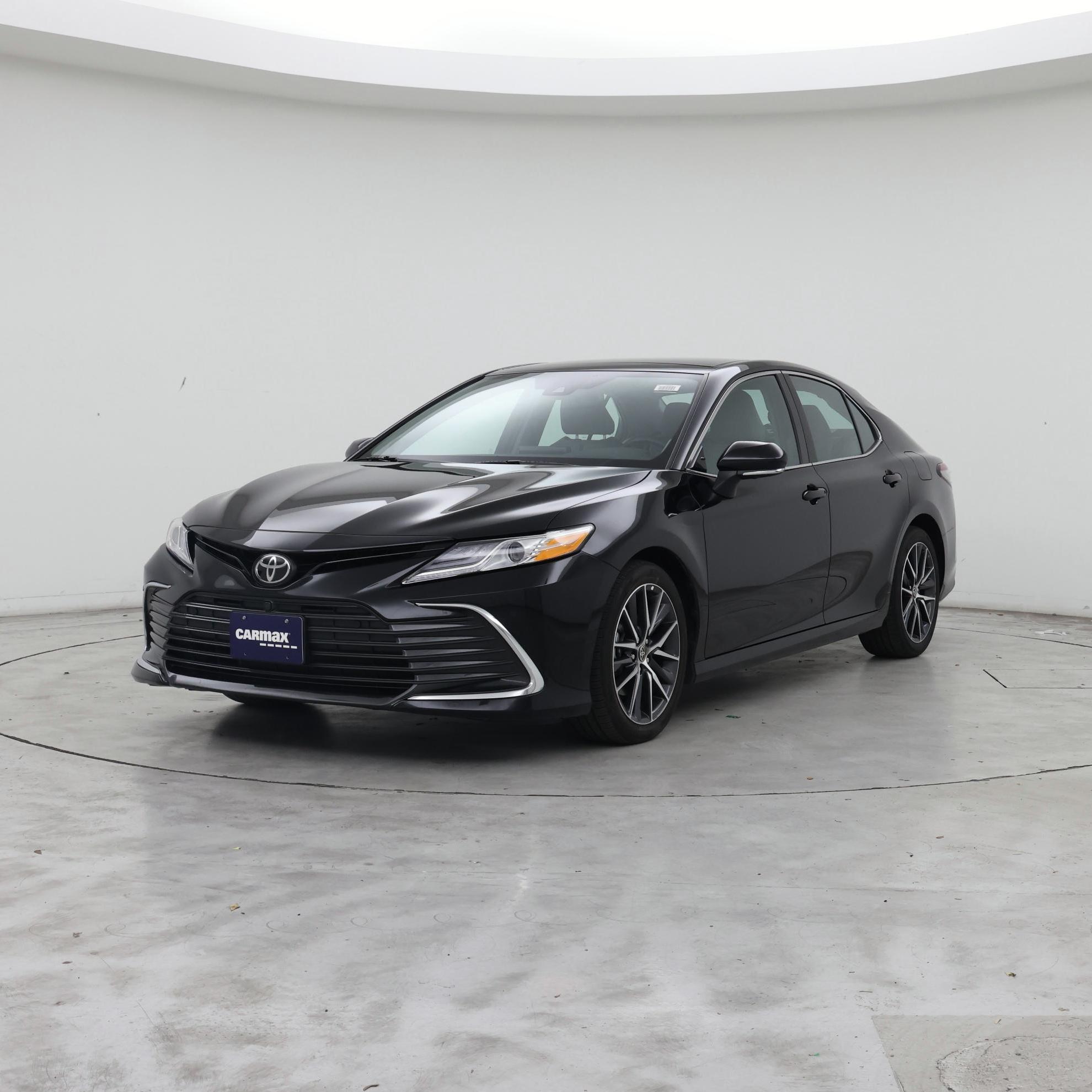 Thumbnail: 2021 Toyota Camry - 4