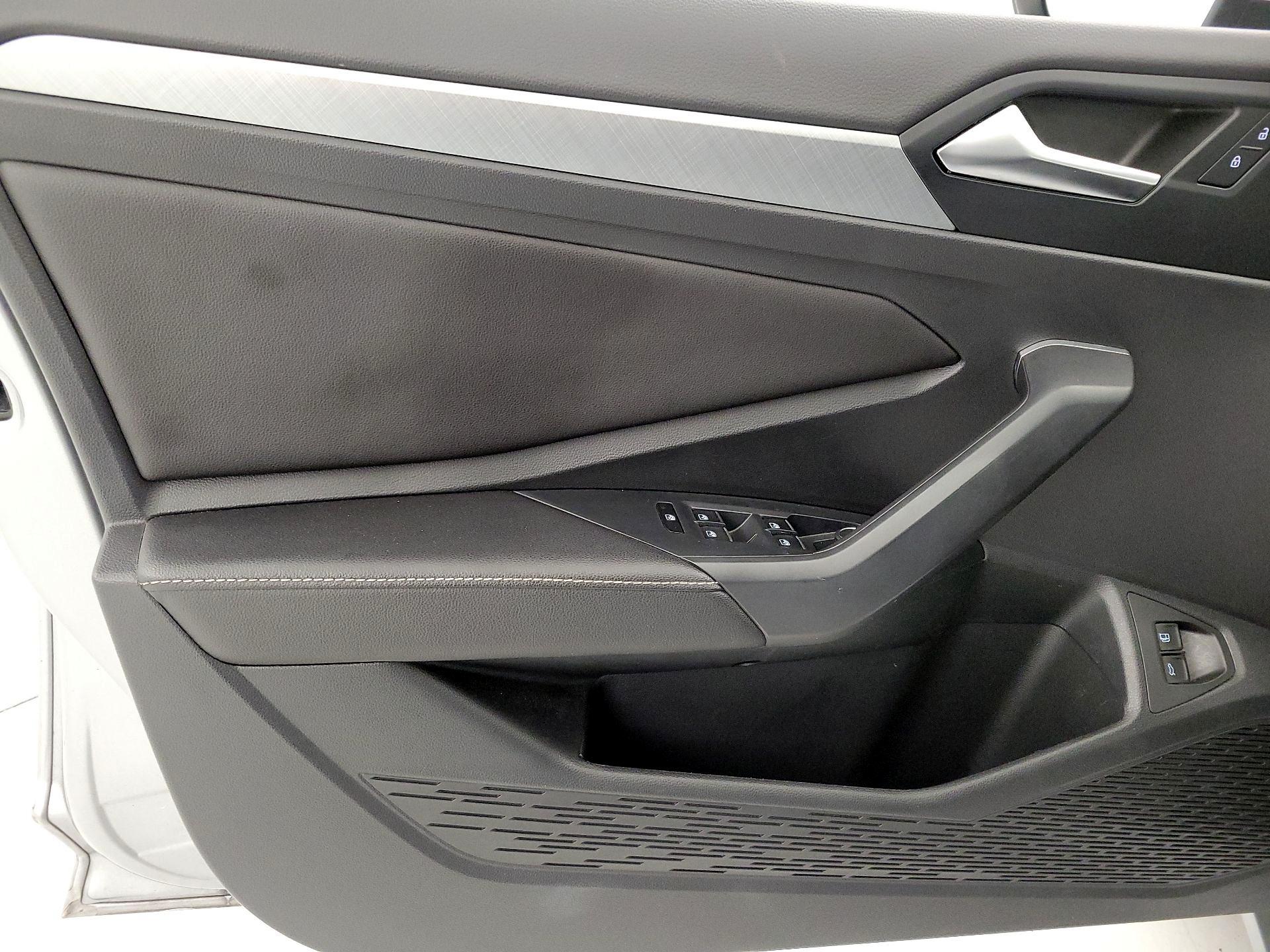 Thumbnail: 2022 Volkswagen Jetta - 12