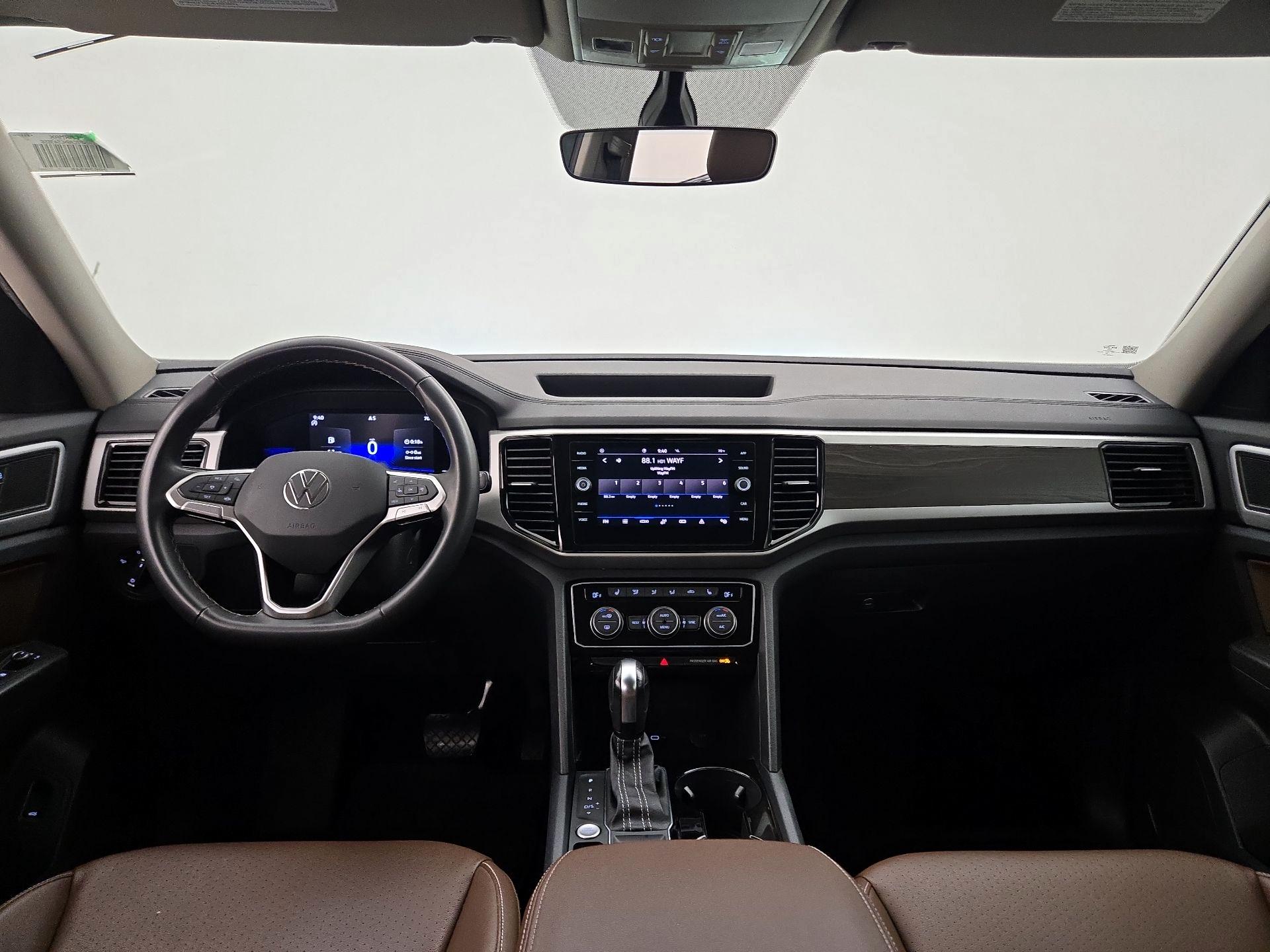 Thumbnail: 2022 Volkswagen Atlas - 9