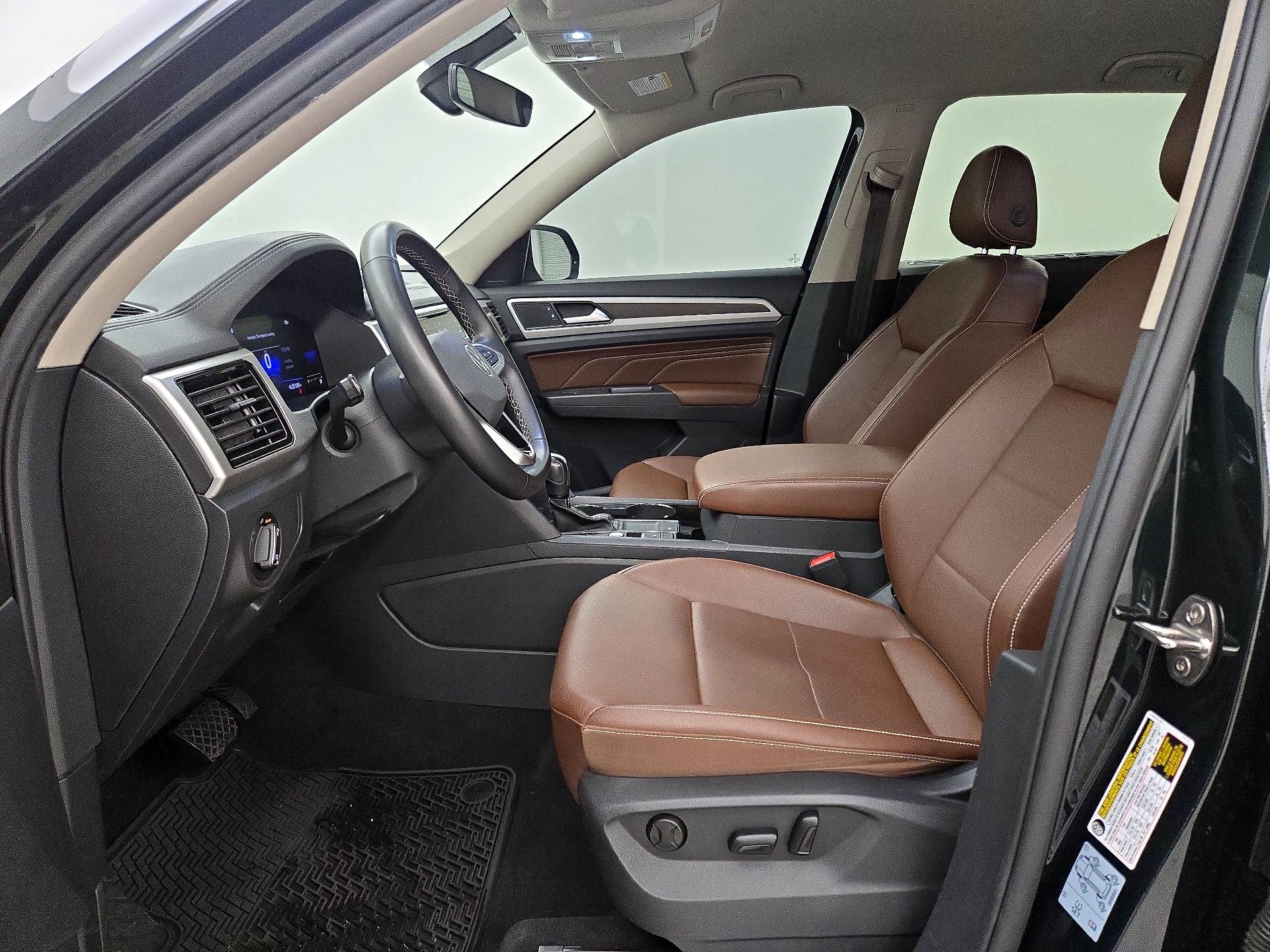 Thumbnail: 2022 Volkswagen Atlas - 11