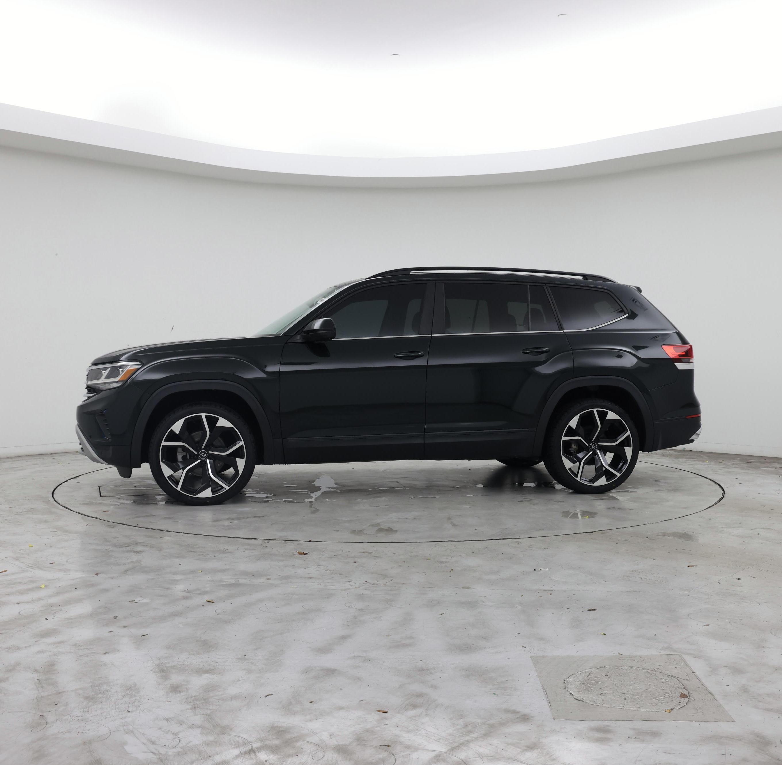 Thumbnail: 2022 Volkswagen Atlas - 3