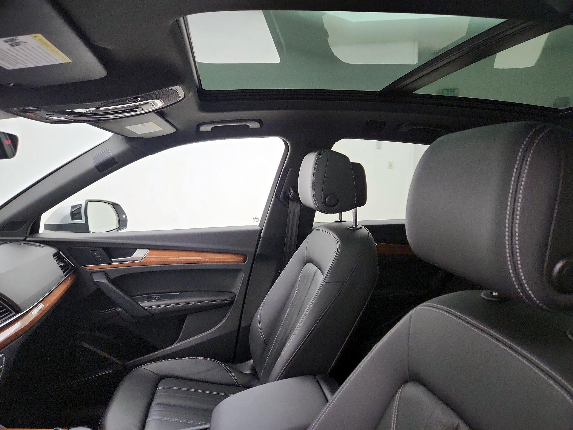 Thumbnail: 2022 Audi Q5 - 20