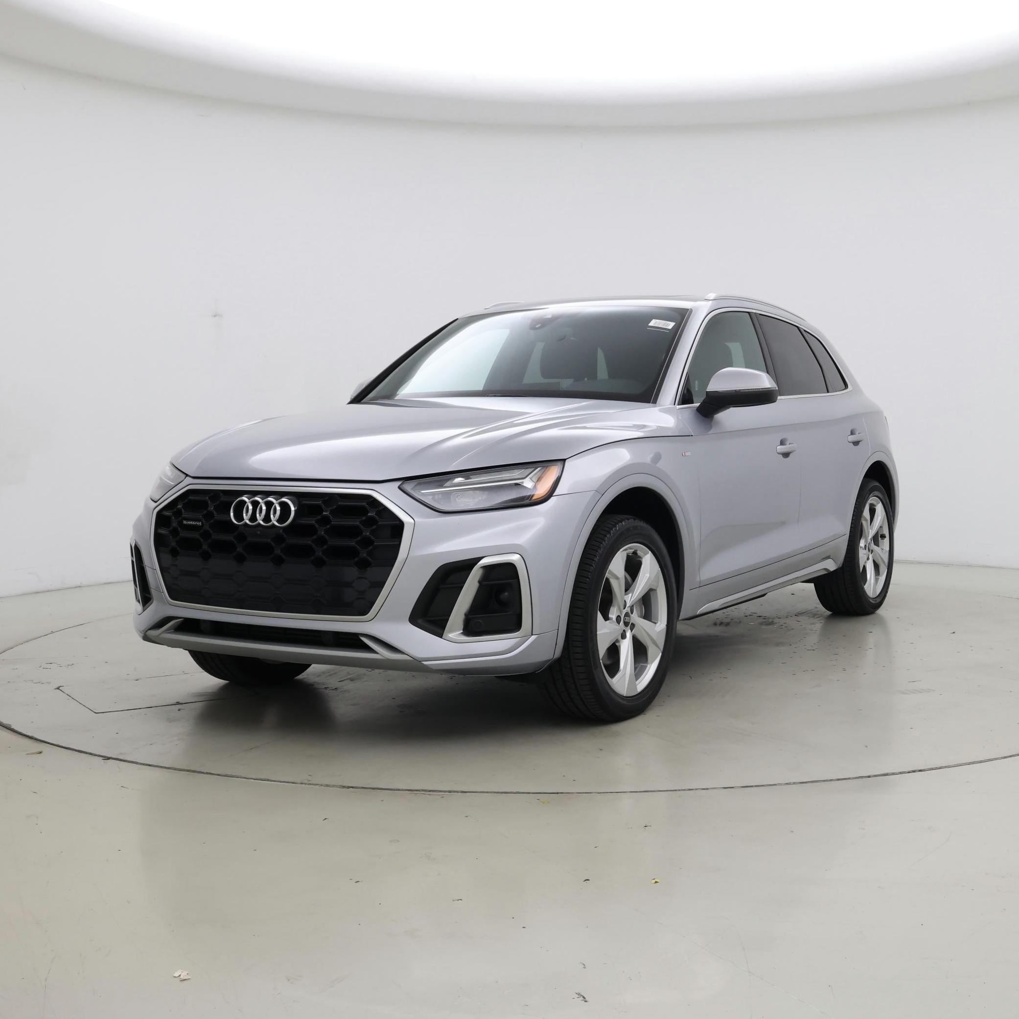 Thumbnail: 2022 Audi Q5 - 4
