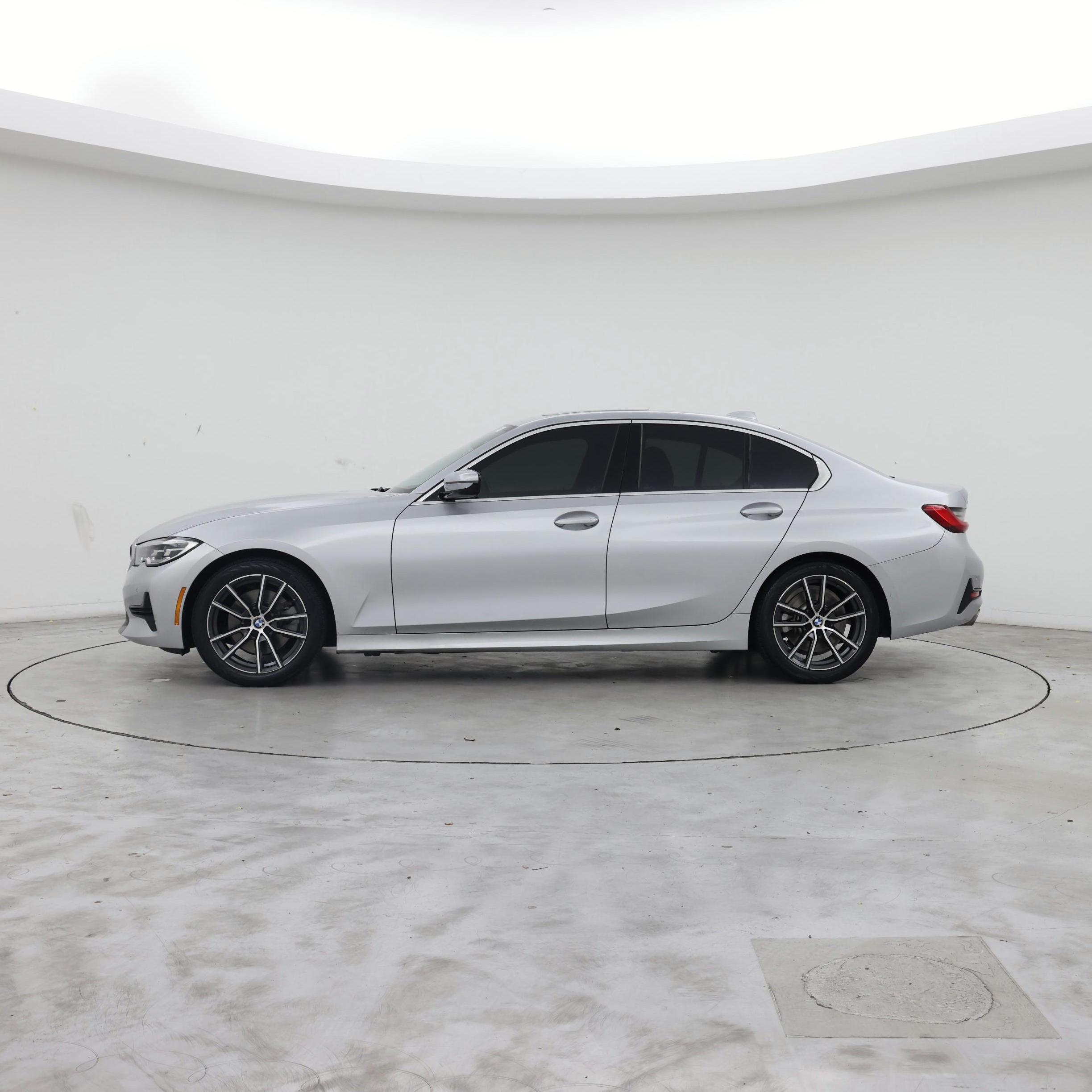 Thumbnail: 2020 BMW 3 Series - 3
