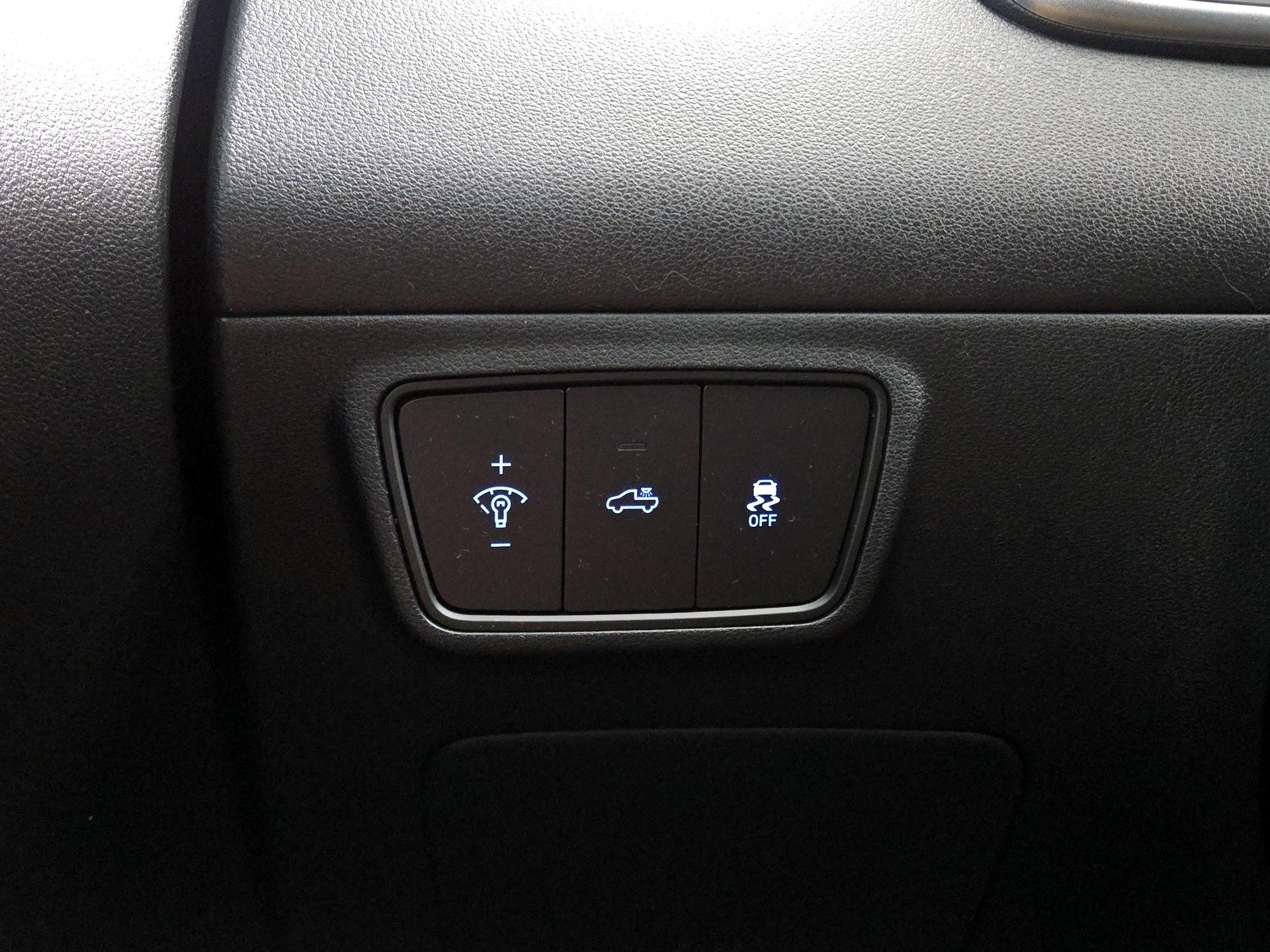 Thumbnail: 2023 Hyundai Santa Cruz - 13