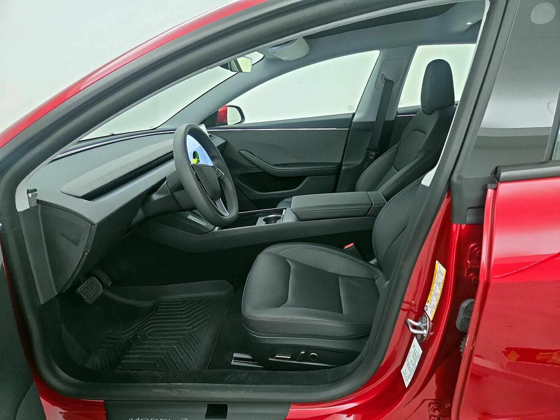 Thumbnail: 2025 Tesla Model 3 - 11