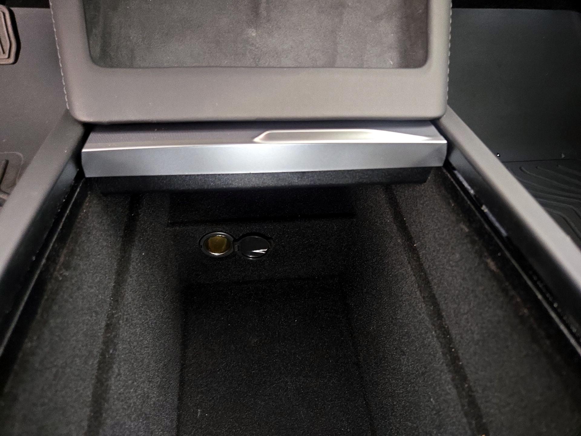 Thumbnail: 2025 Tesla Model 3 - 18