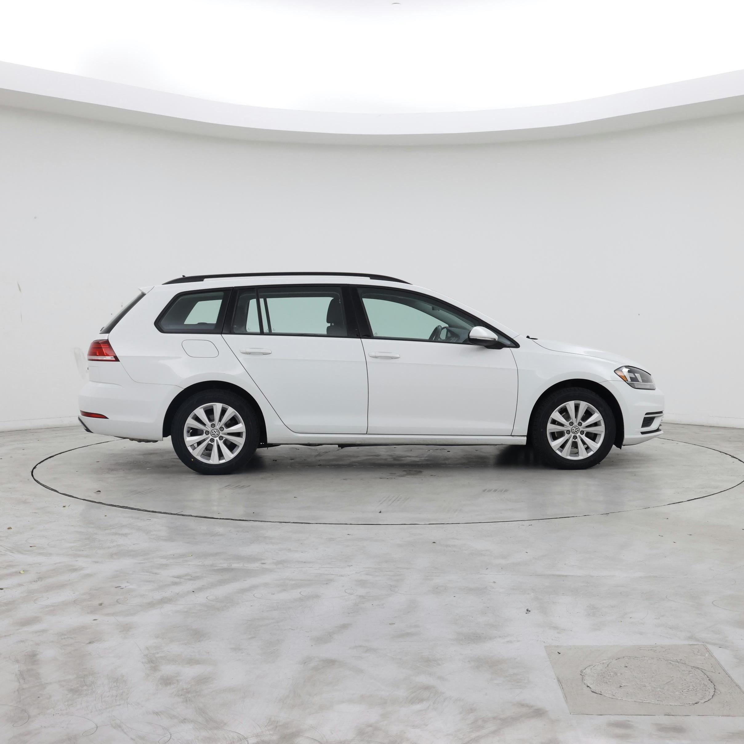 Thumbnail: 2019 Volkswagen Golf - 7