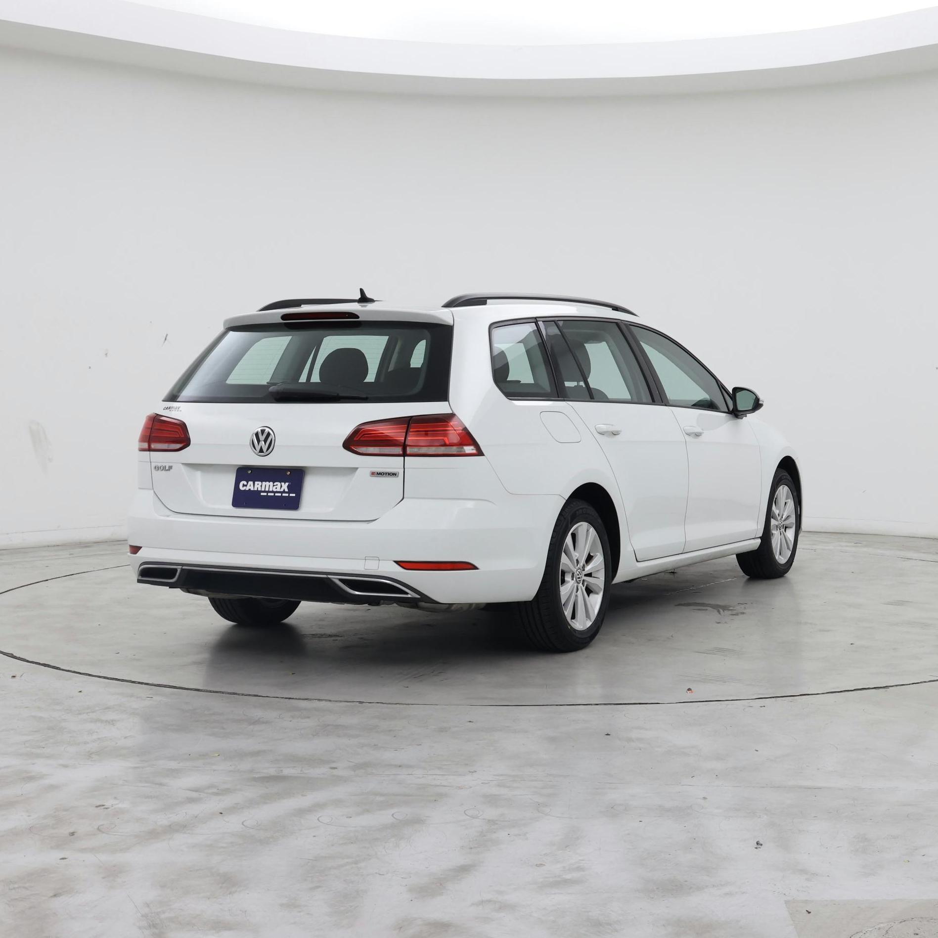 Thumbnail: 2019 Volkswagen Golf - 8