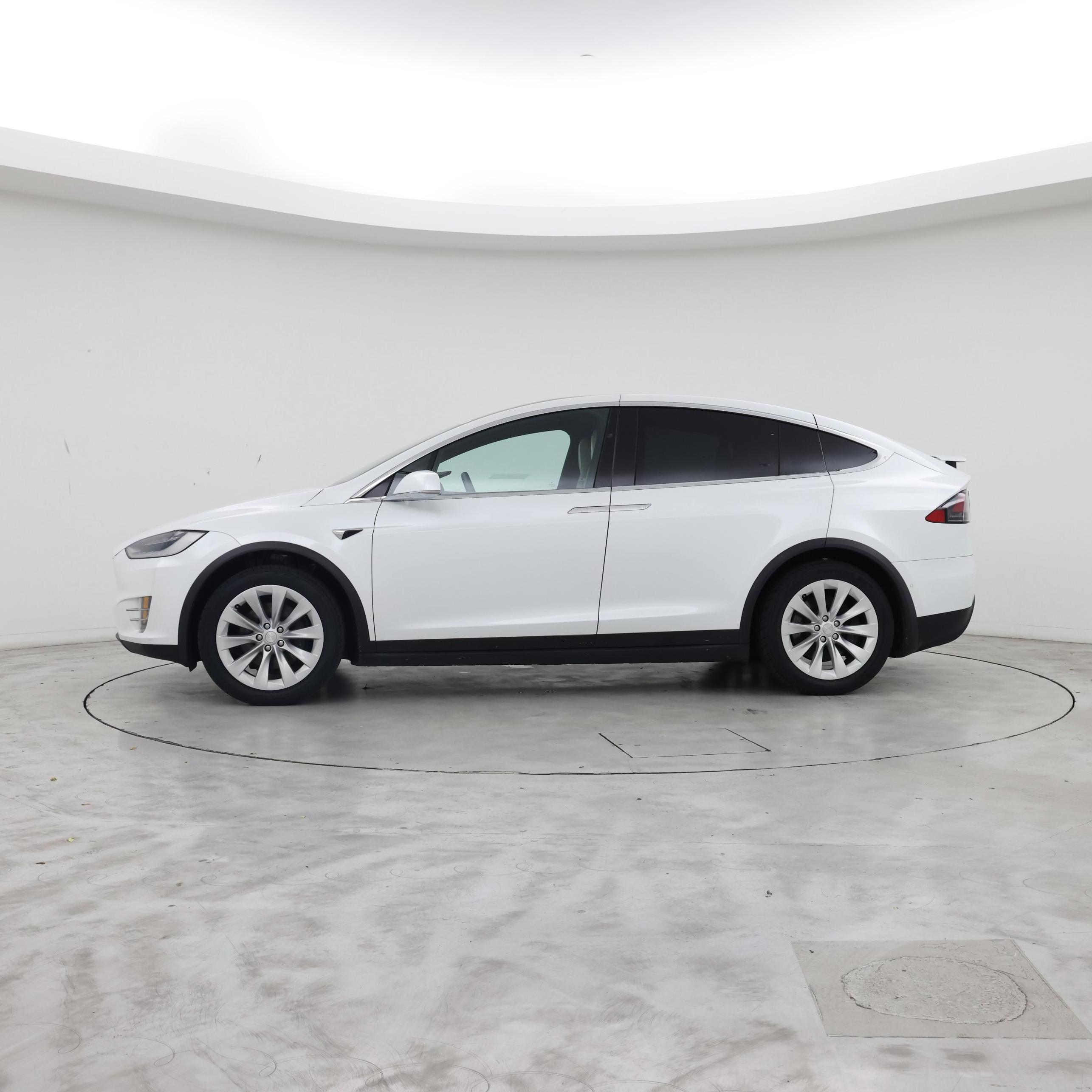 Thumbnail: 2019 Tesla Model X - 3