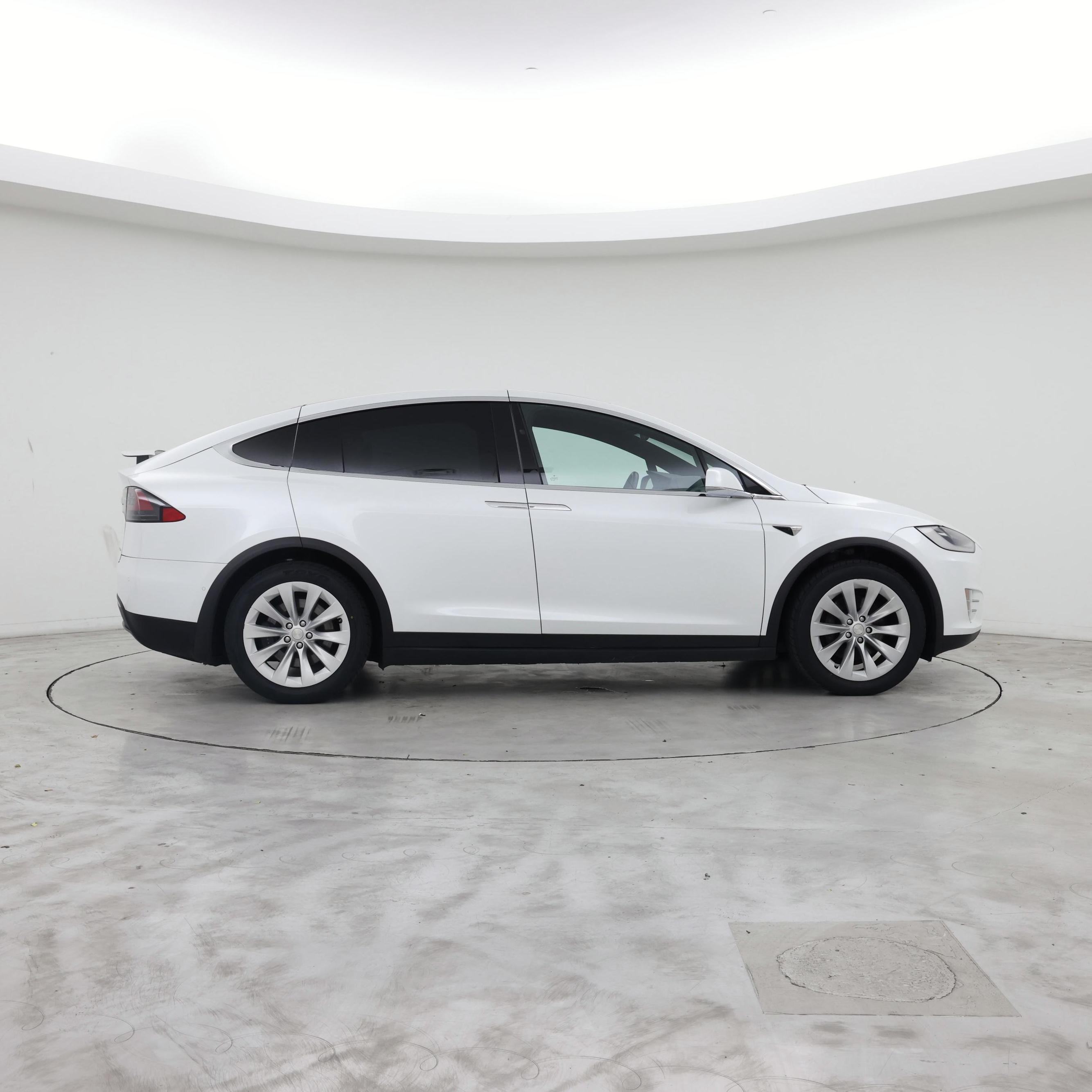 Thumbnail: 2019 Tesla Model X - 7