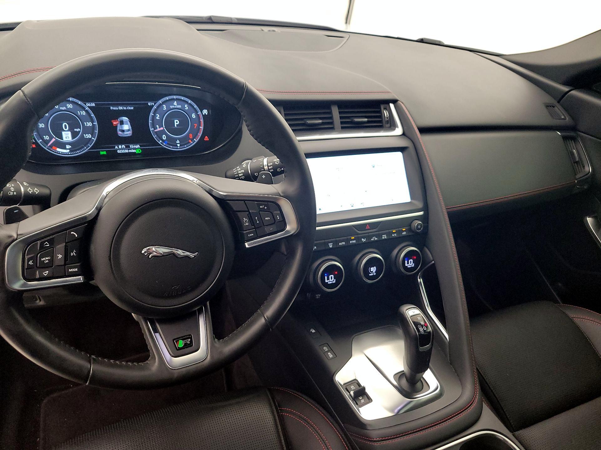 Thumbnail: 2020 Jaguar E-Pace - 9