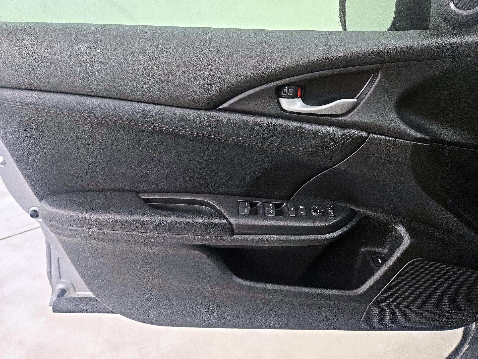 Thumbnail: 2022 Honda Insight - 12