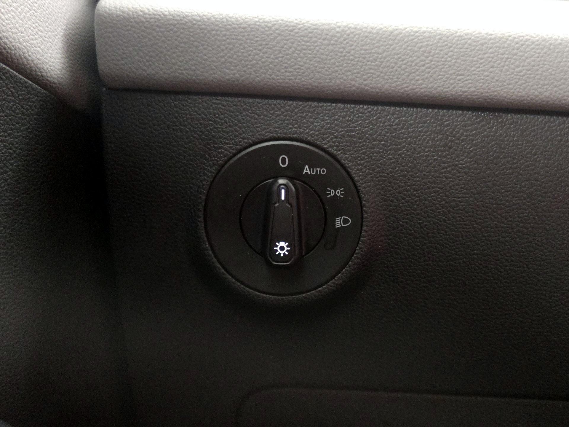 Thumbnail: 2023 Volkswagen Taos - 13