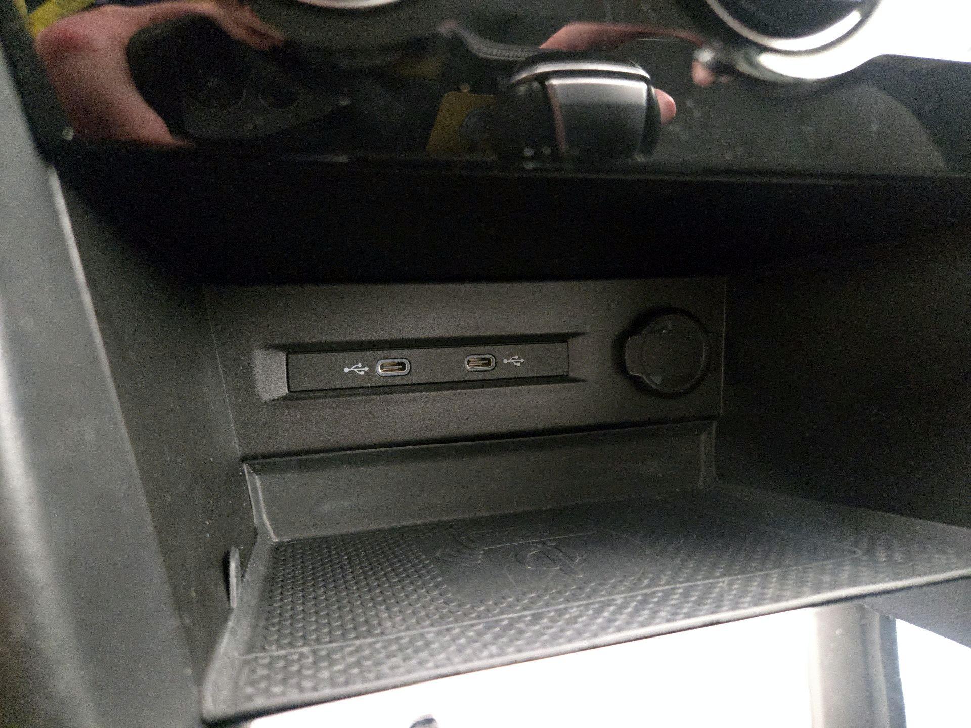 Thumbnail: 2023 Volkswagen Taos - 18