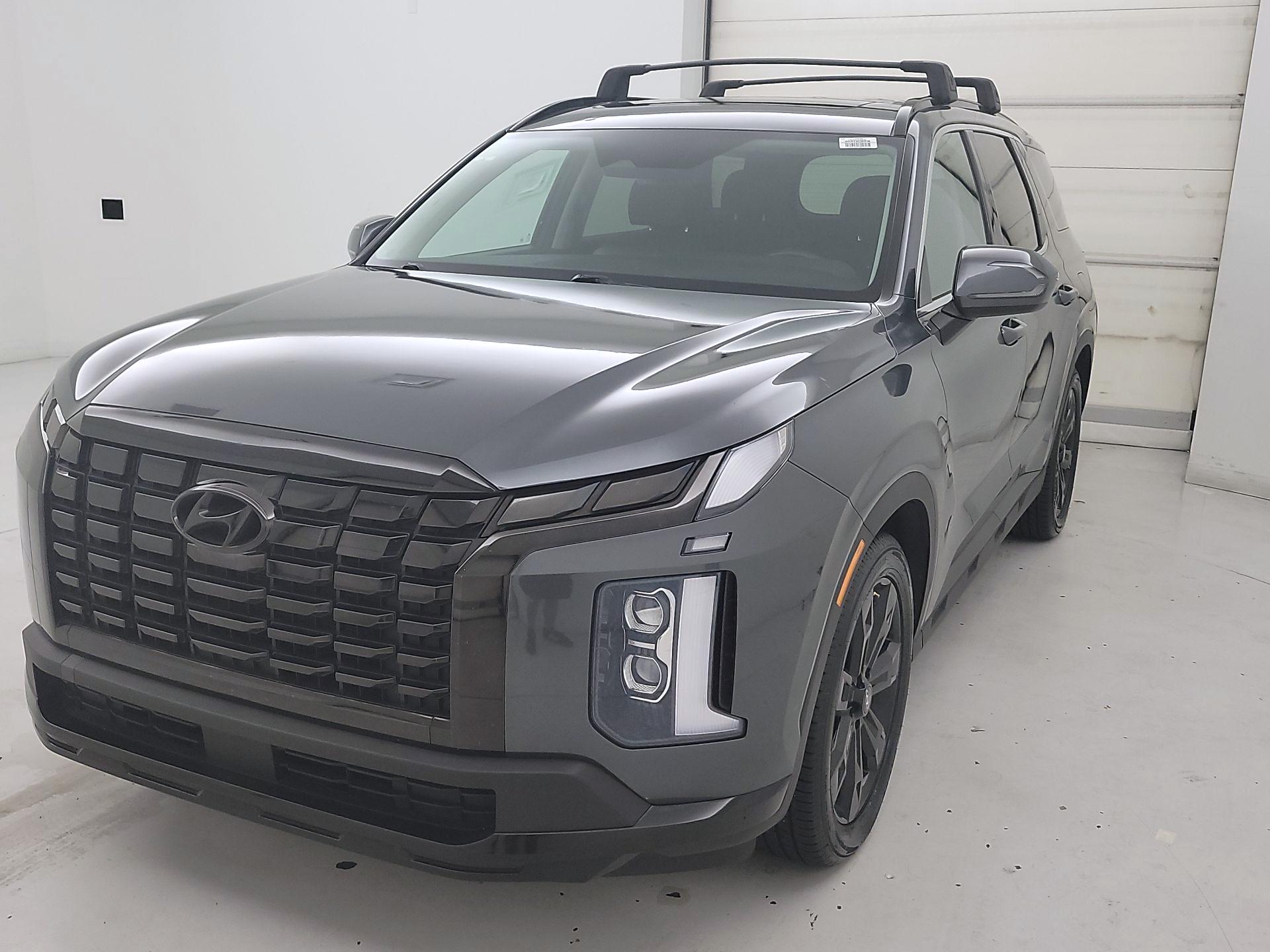 Thumbnail: 2023 Hyundai Palisade - 3