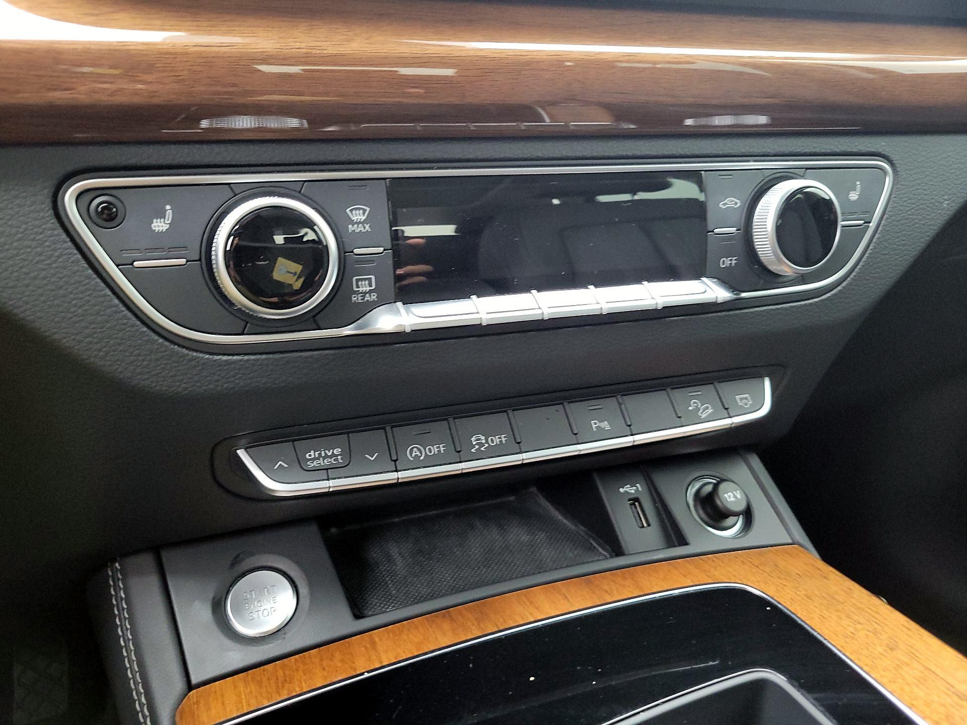 Thumbnail: 2022 Audi Q5 - 16