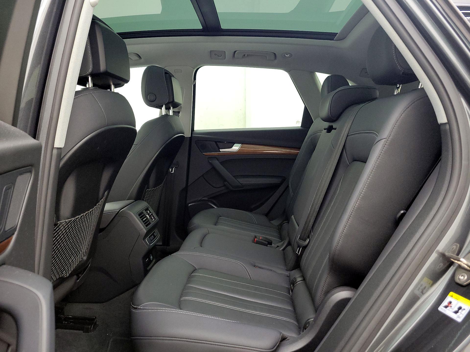 Thumbnail: 2022 Audi Q5 - 20