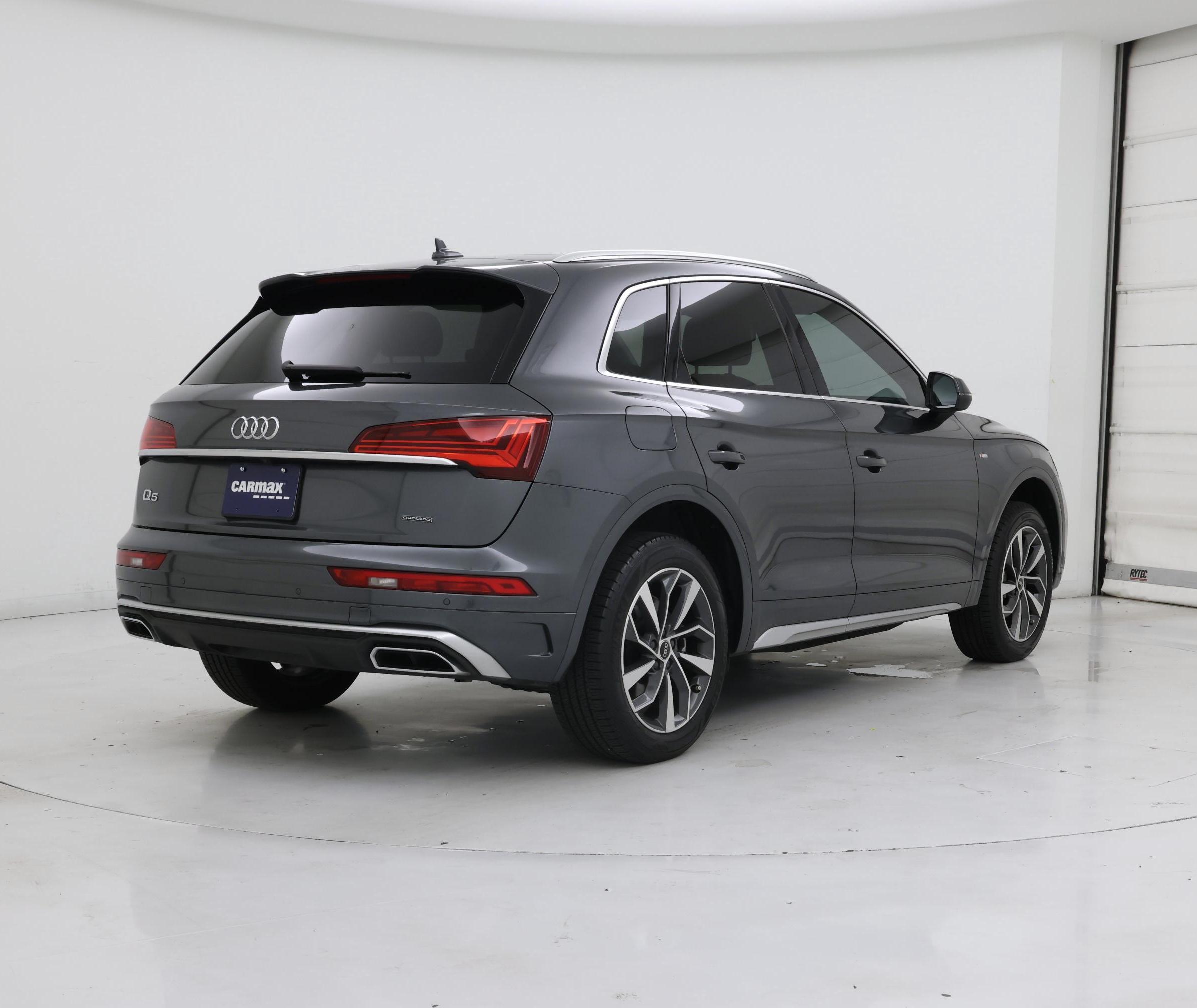 Thumbnail: 2022 Audi Q5 - 8