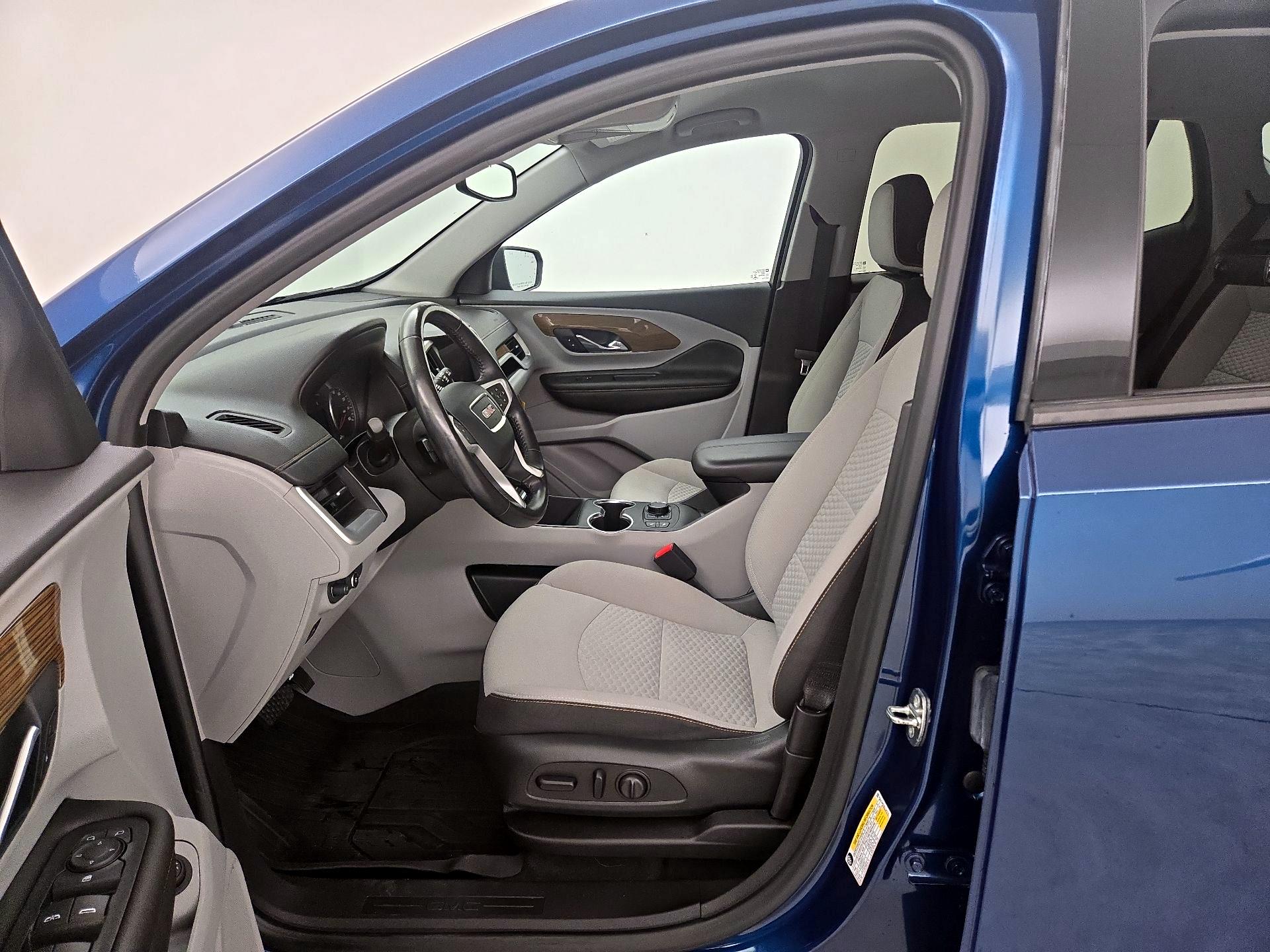 Thumbnail: 2020 GMC Terrain - 11