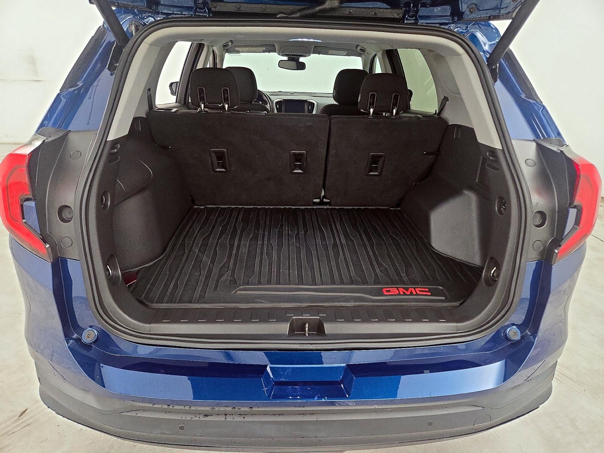 Thumbnail: 2020 GMC Terrain - 20