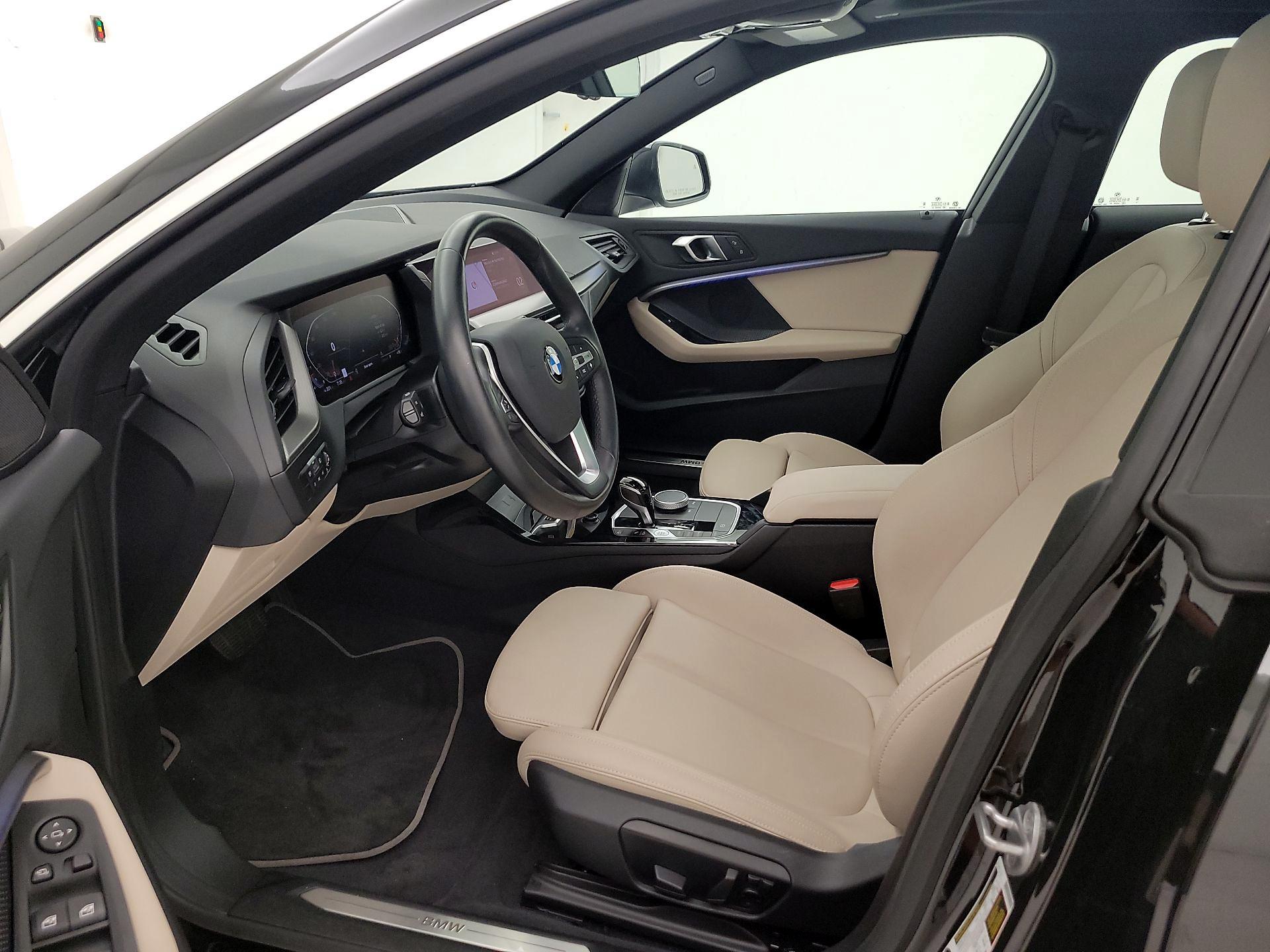 Thumbnail: 2024 BMW 2 Series - 11