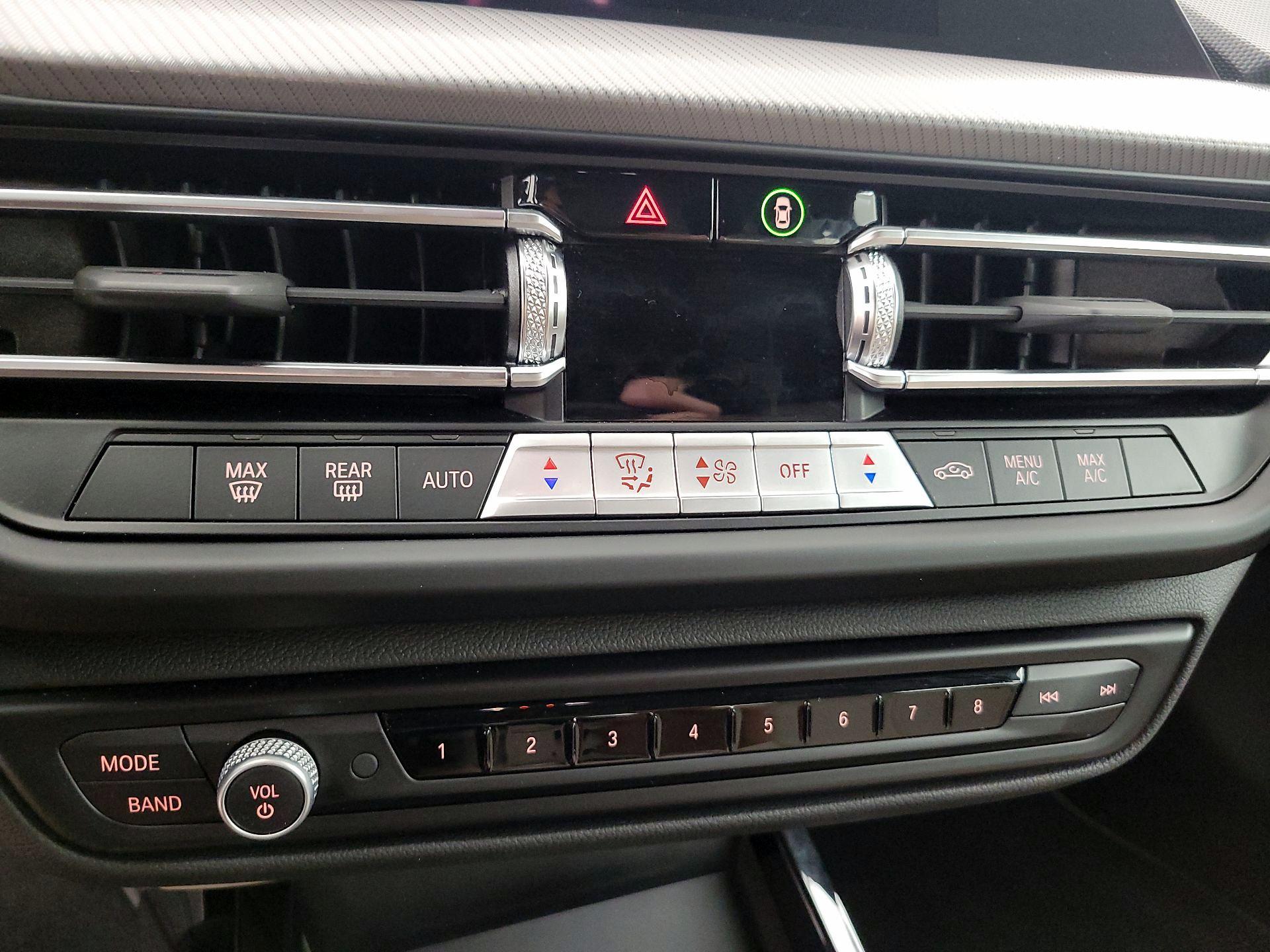 Thumbnail: 2024 BMW 2 Series - 17