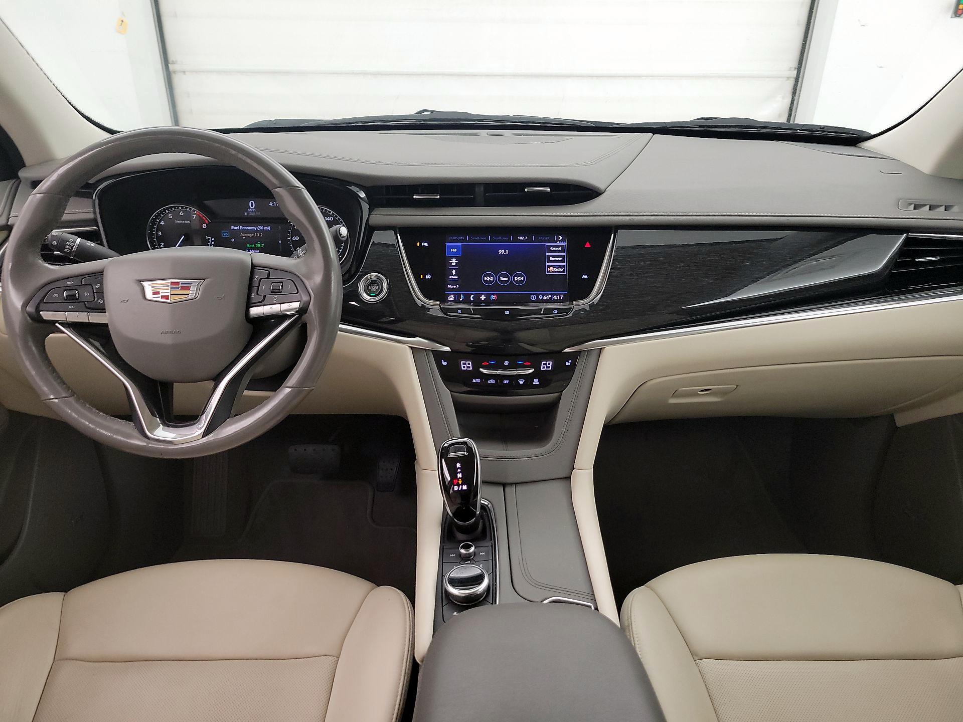 Thumbnail: 2020 Cadillac XT6 - 9