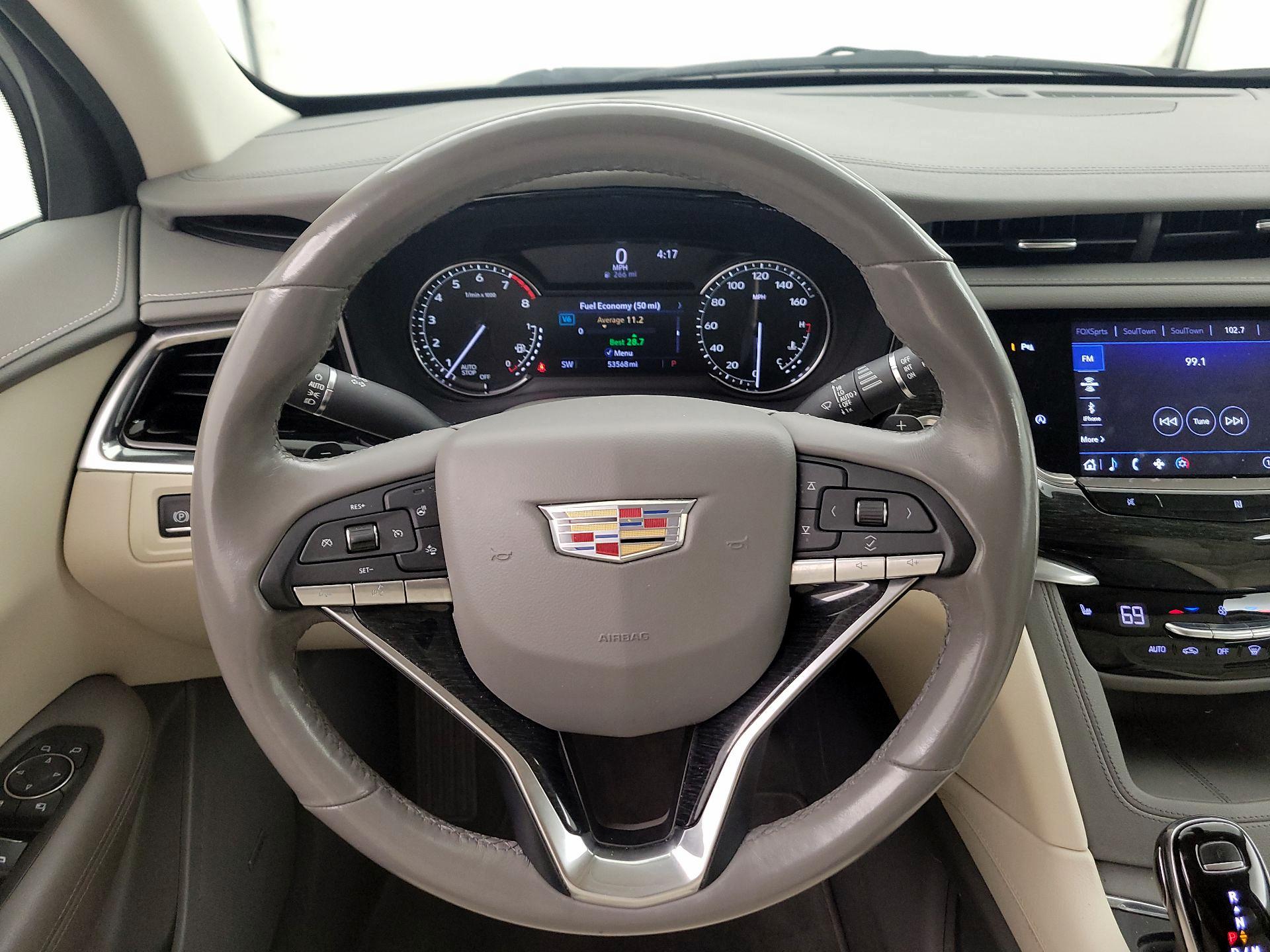 Thumbnail: 2020 Cadillac XT6 - 10