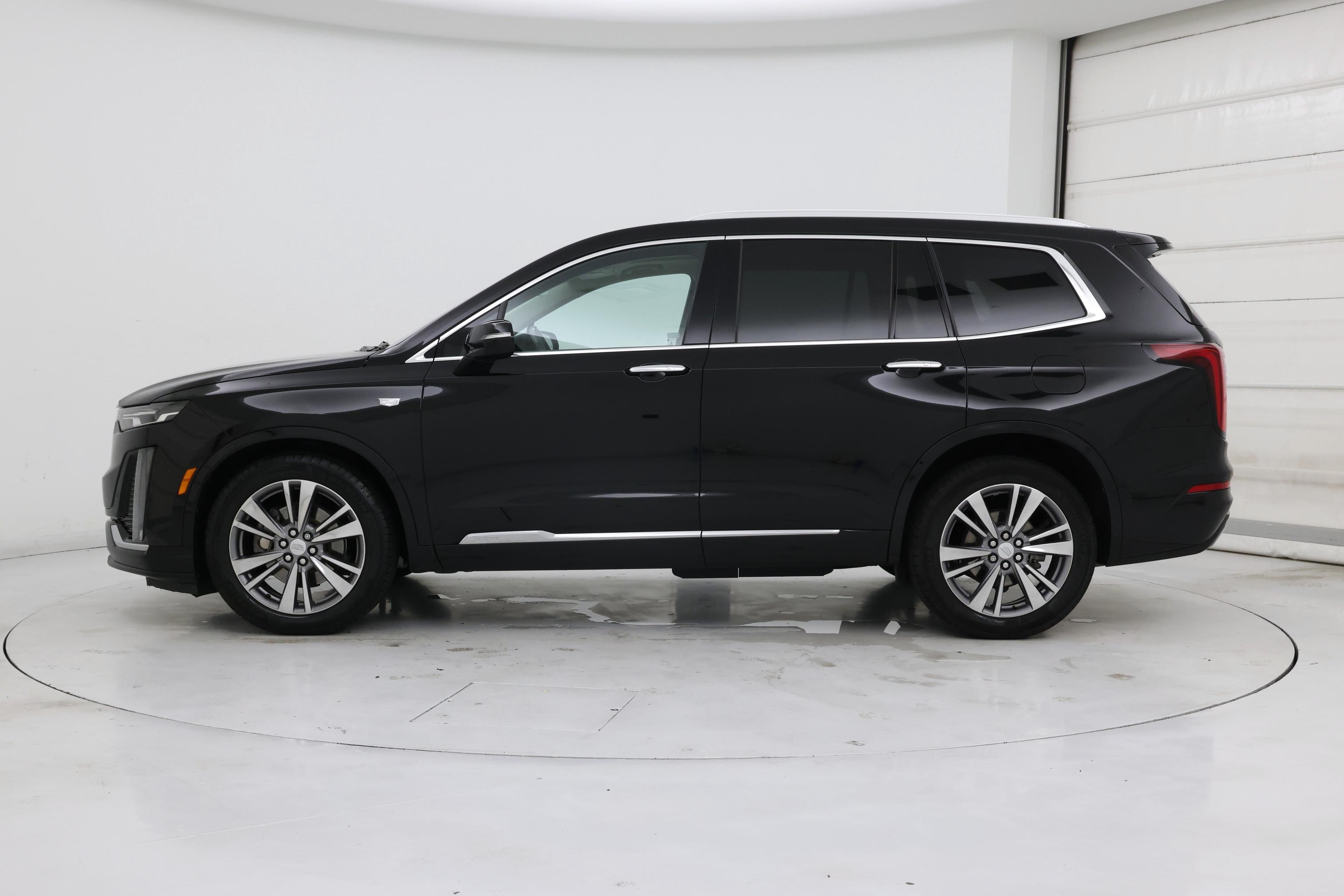 Thumbnail: 2020 Cadillac XT6 - 3