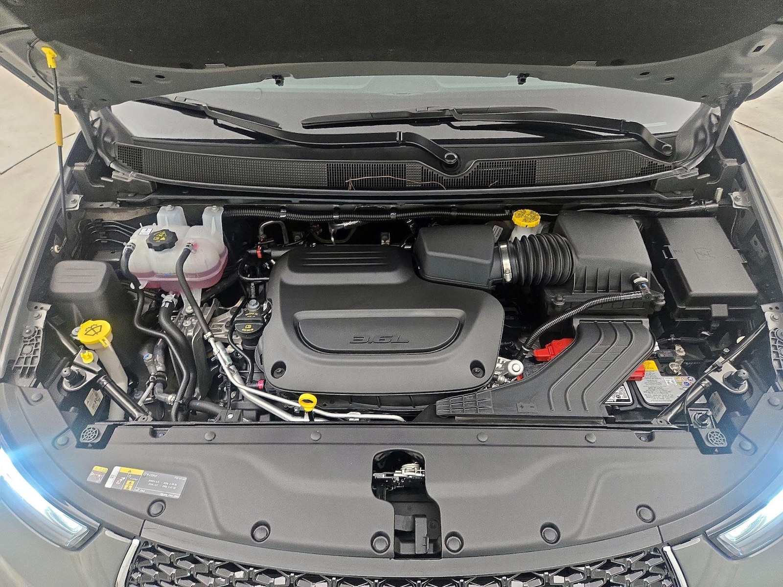 2025 Chrysler Pacifica Select - Photo 24