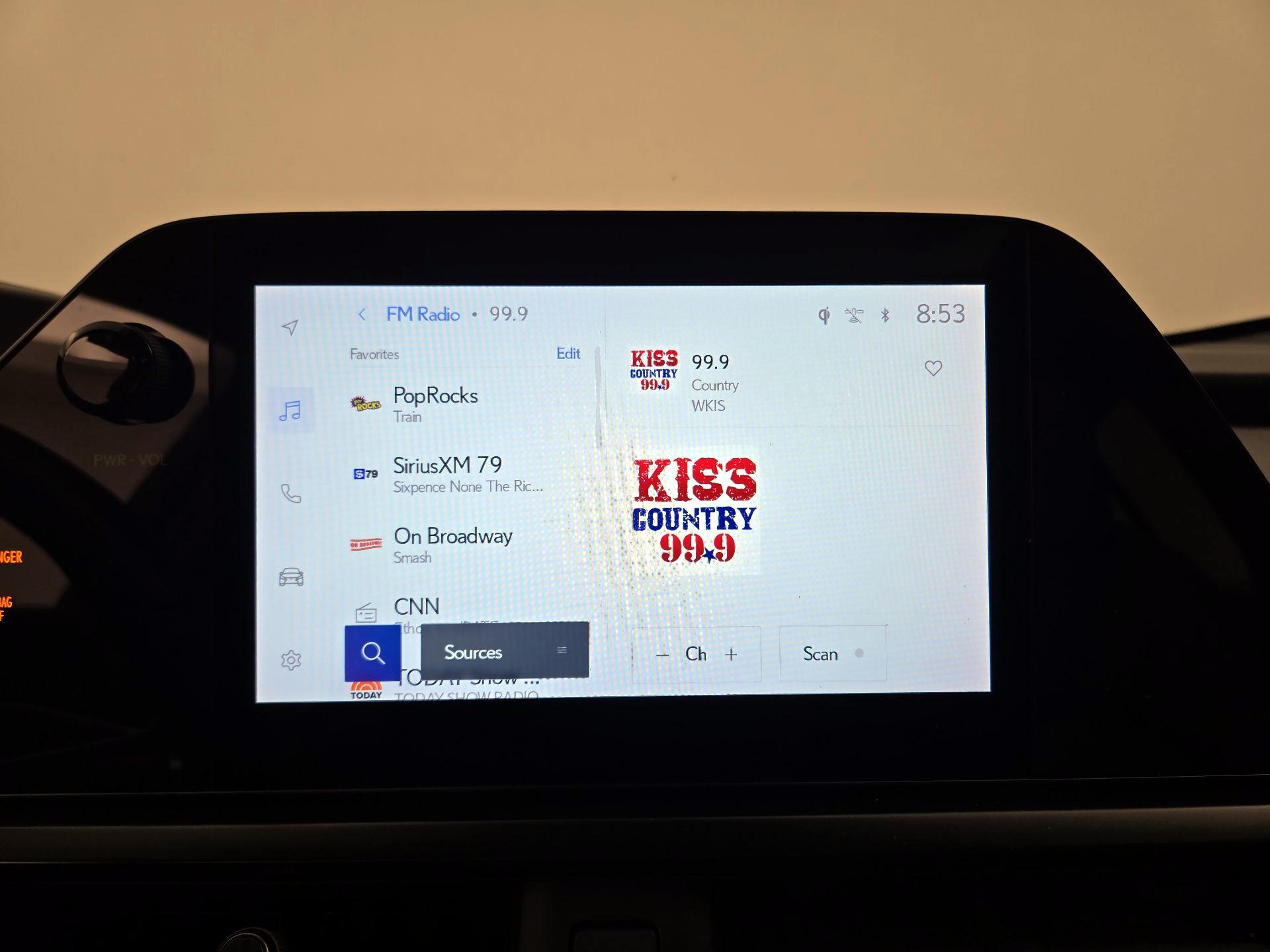 Thumbnail: 2024 Lexus UX - 15