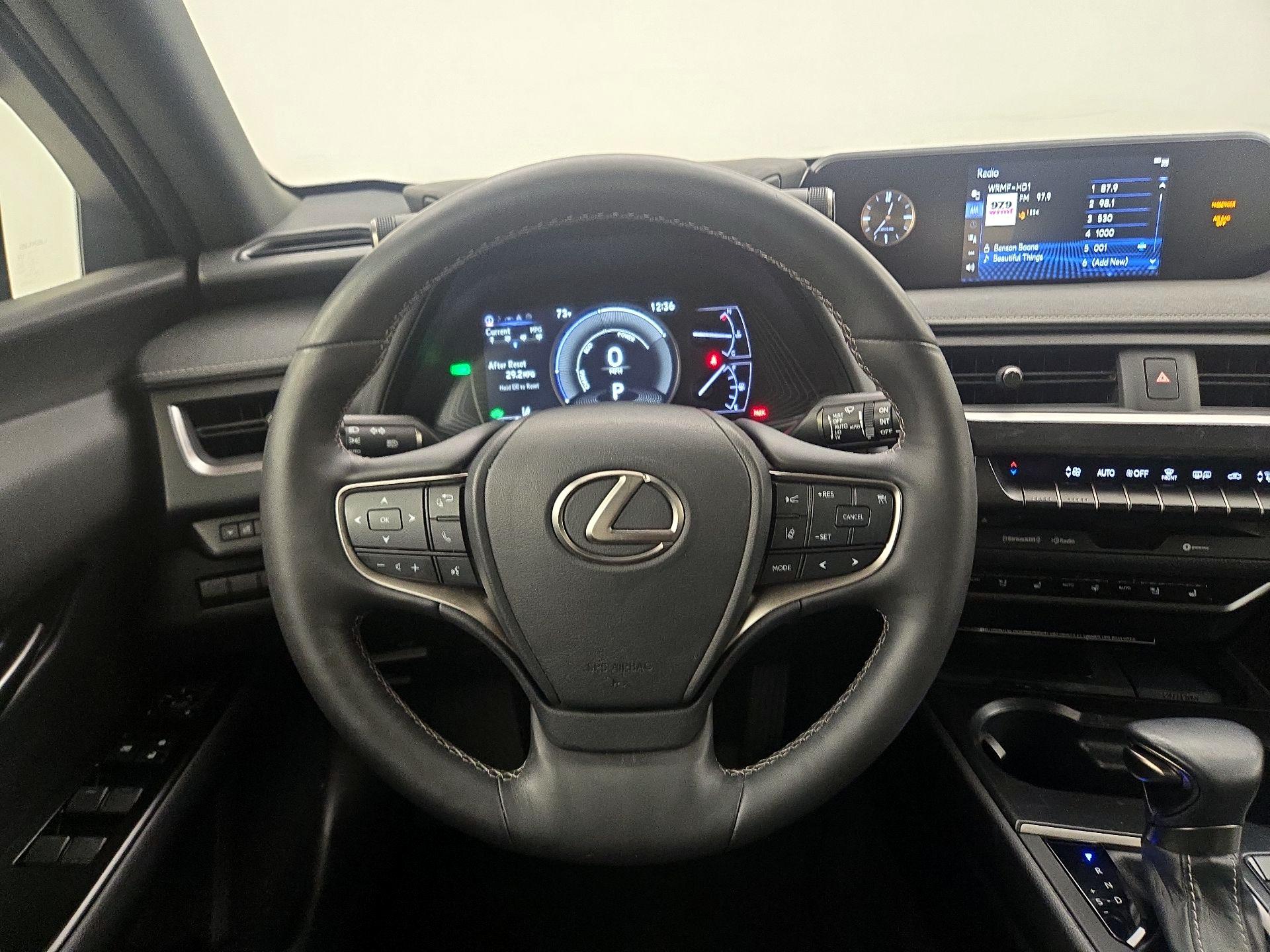 Thumbnail: 2019 Lexus UX - 10