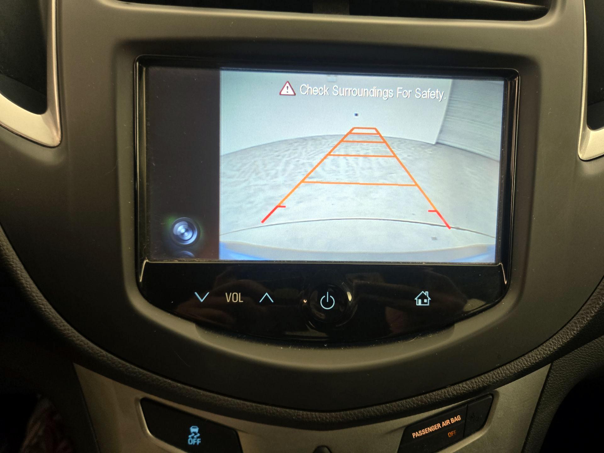 Thumbnail: 2016 Chevrolet Trax - 14