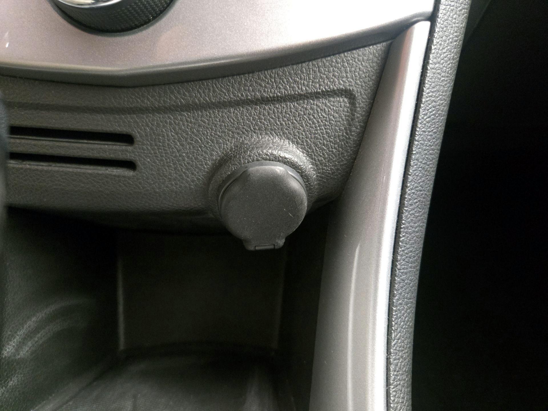 Thumbnail: 2016 Chevrolet Trax - 18