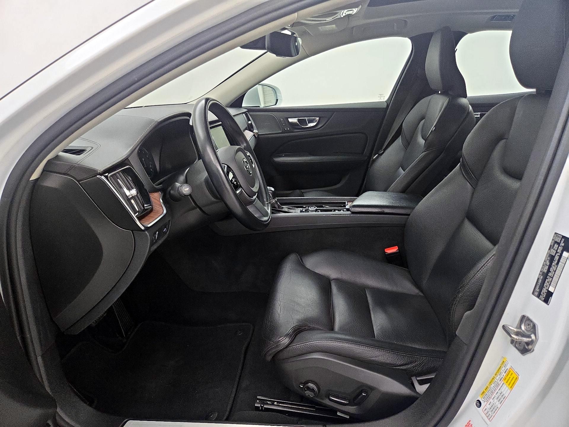 Thumbnail: 2020 Volvo S60 - 11