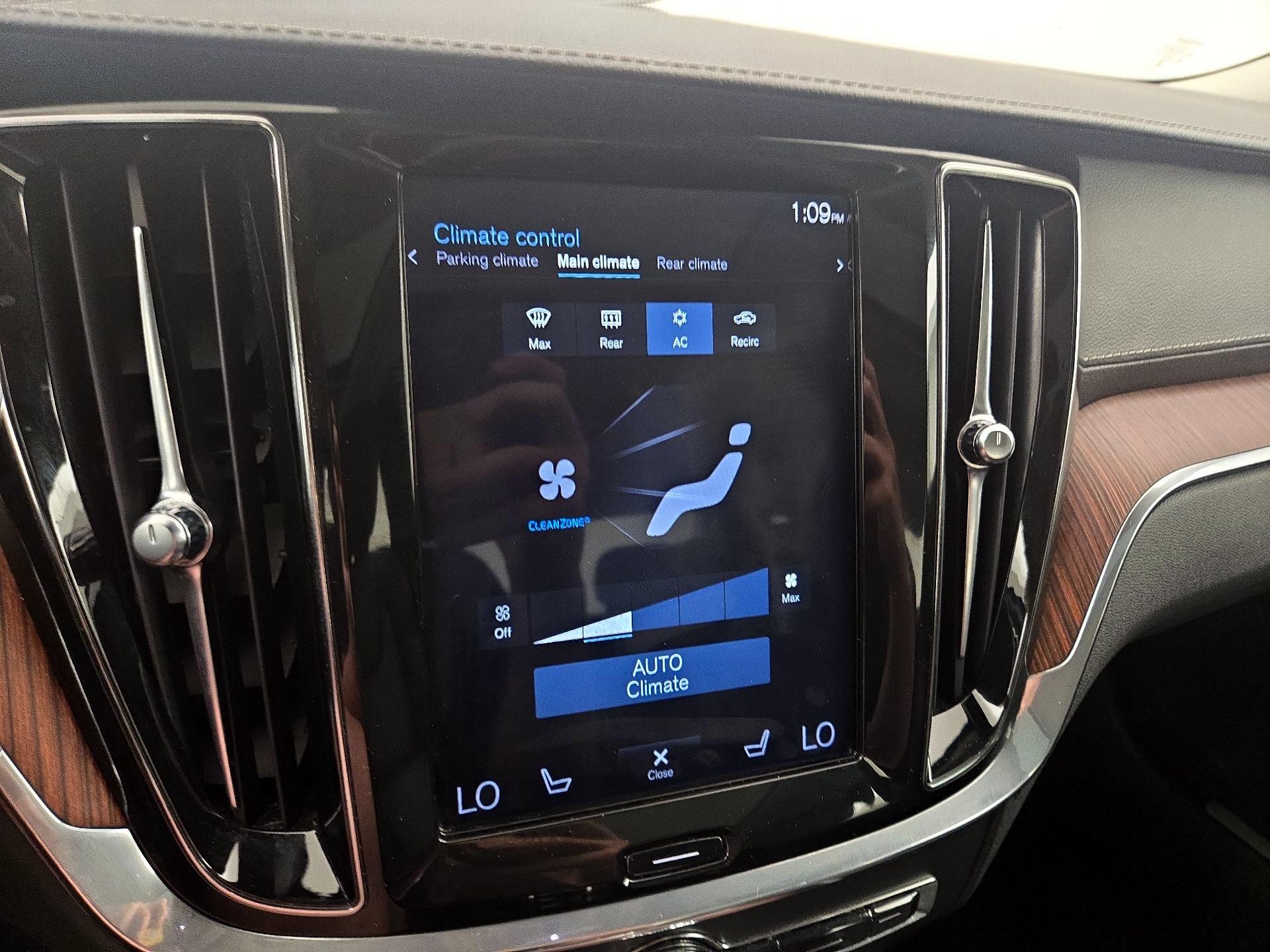 Thumbnail: 2020 Volvo S60 - 17