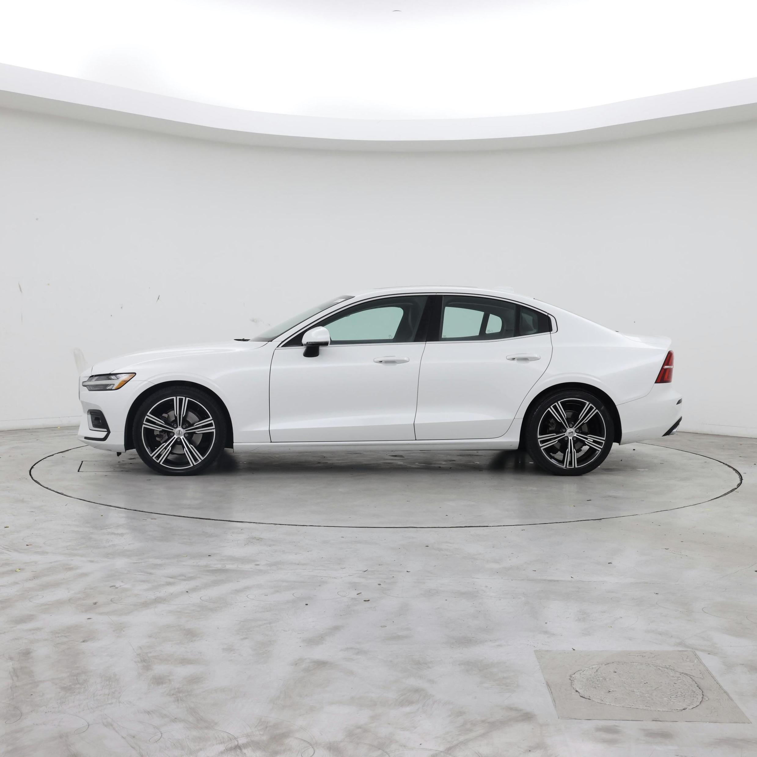 Thumbnail: 2020 Volvo S60 - 3