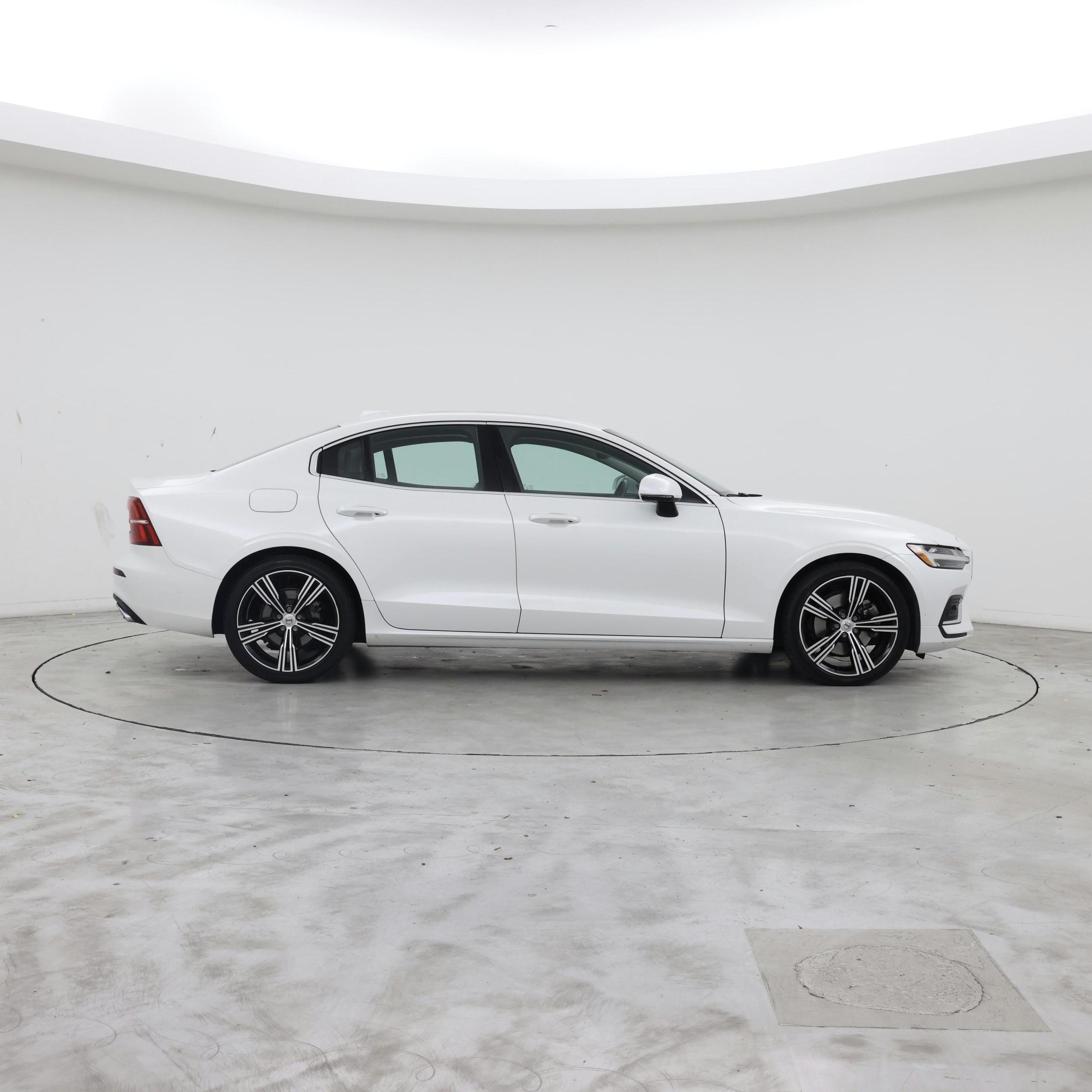 Thumbnail: 2020 Volvo S60 - 7