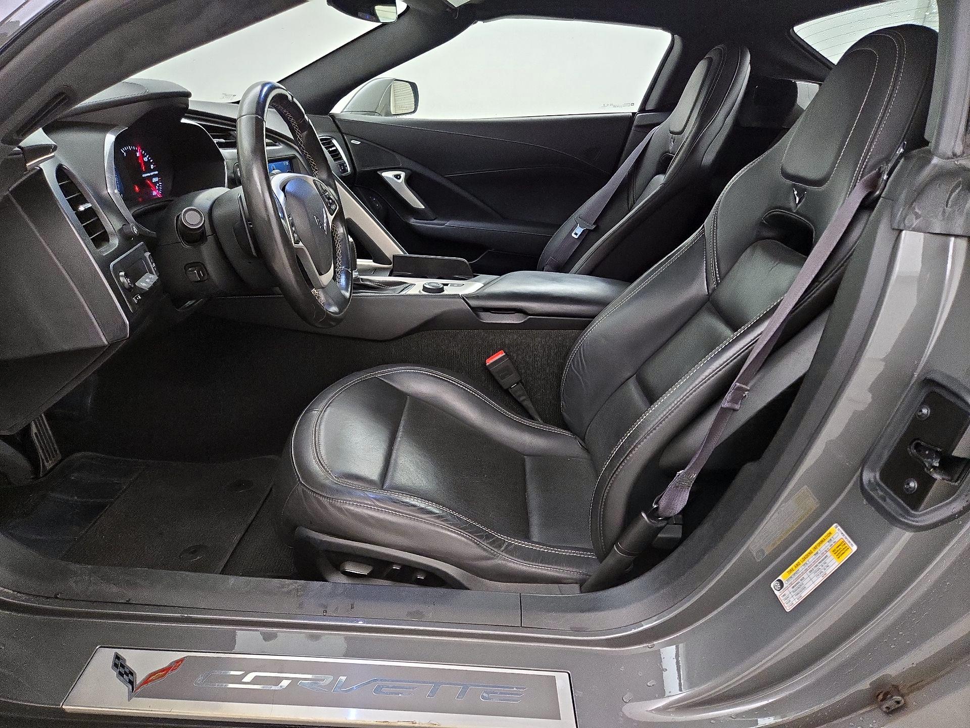 Thumbnail: 2015 Chevrolet Corvette - 11
