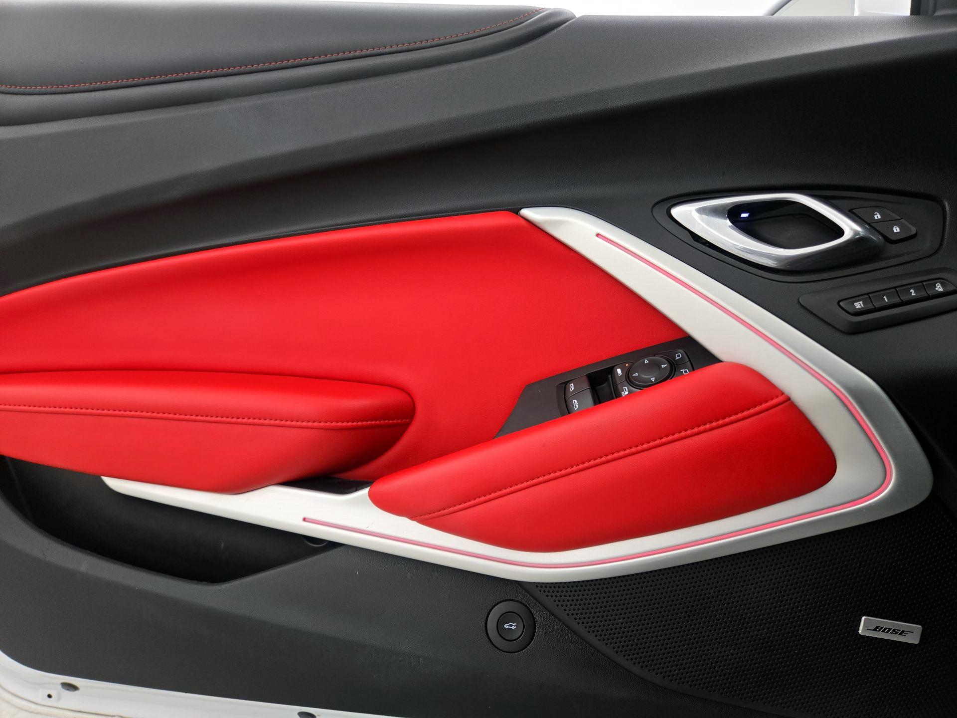 Thumbnail: 2019 Chevrolet Camaro - 12