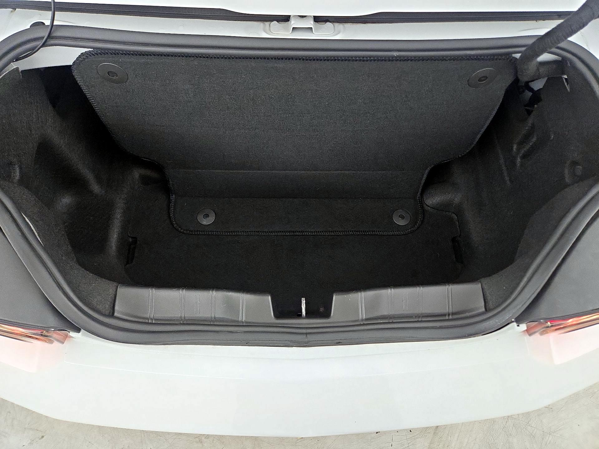 Thumbnail: 2019 Chevrolet Camaro - 20