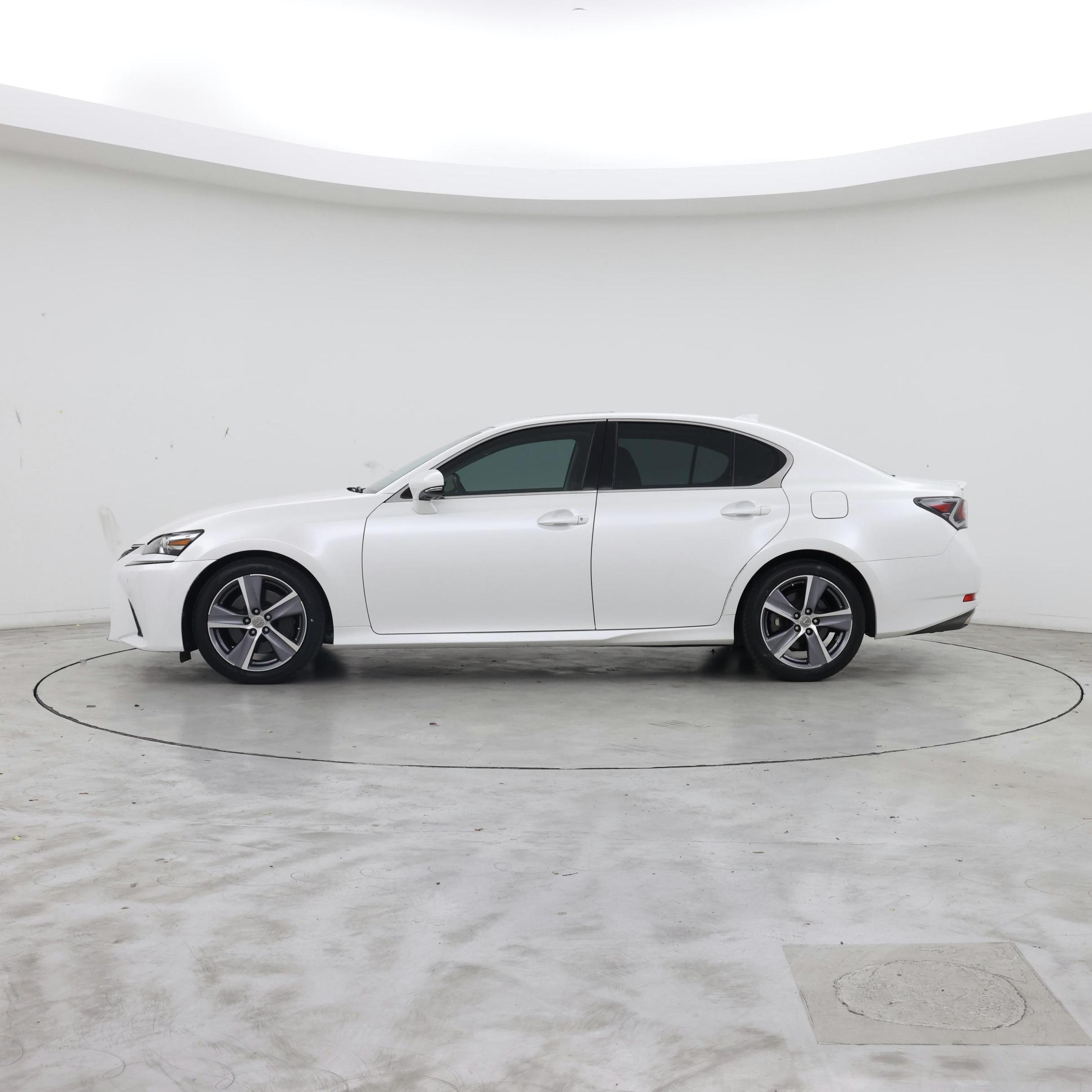 Thumbnail: 2017 Lexus GS - 3