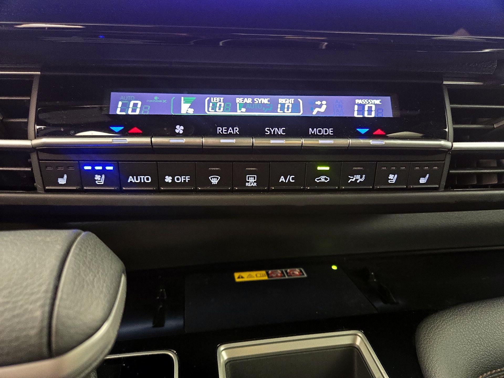 Thumbnail: 2025 Toyota Sienna - 16