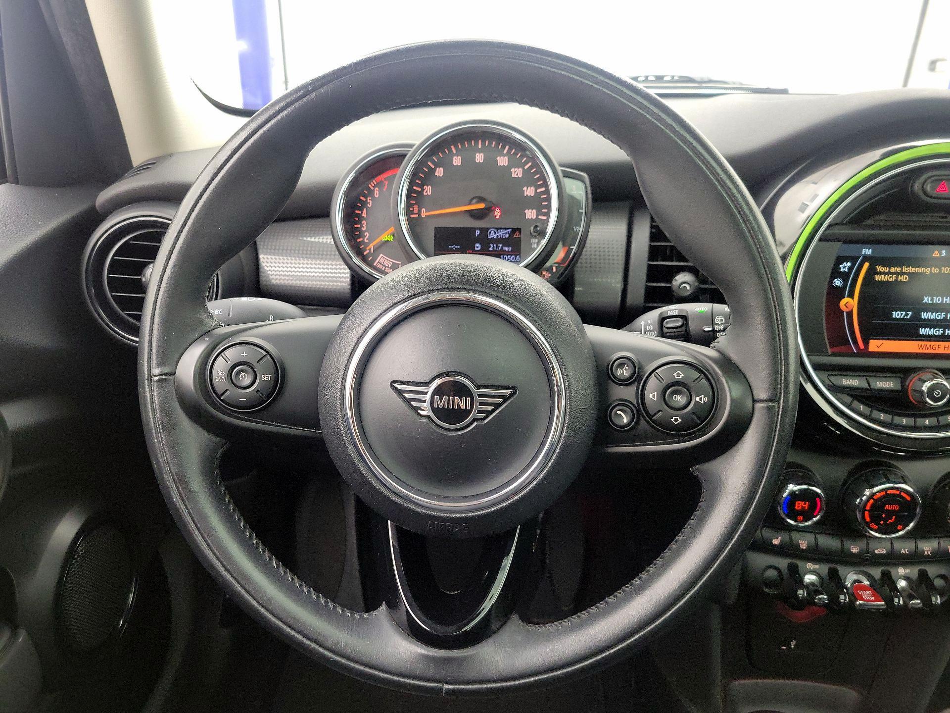 Thumbnail: 2020 MINI Cooper Hardtop - 10