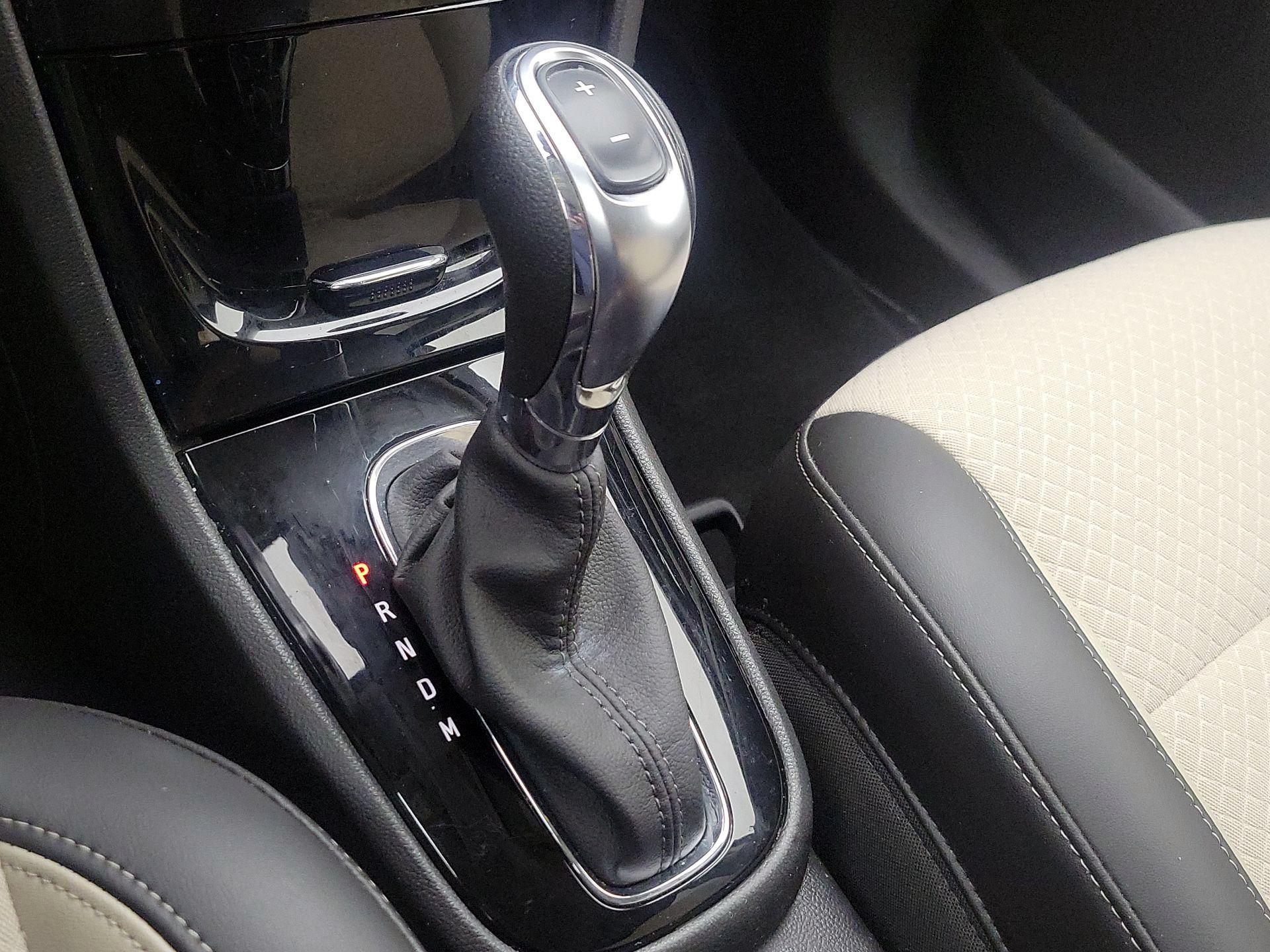 Thumbnail: 2021 Buick Encore - 17