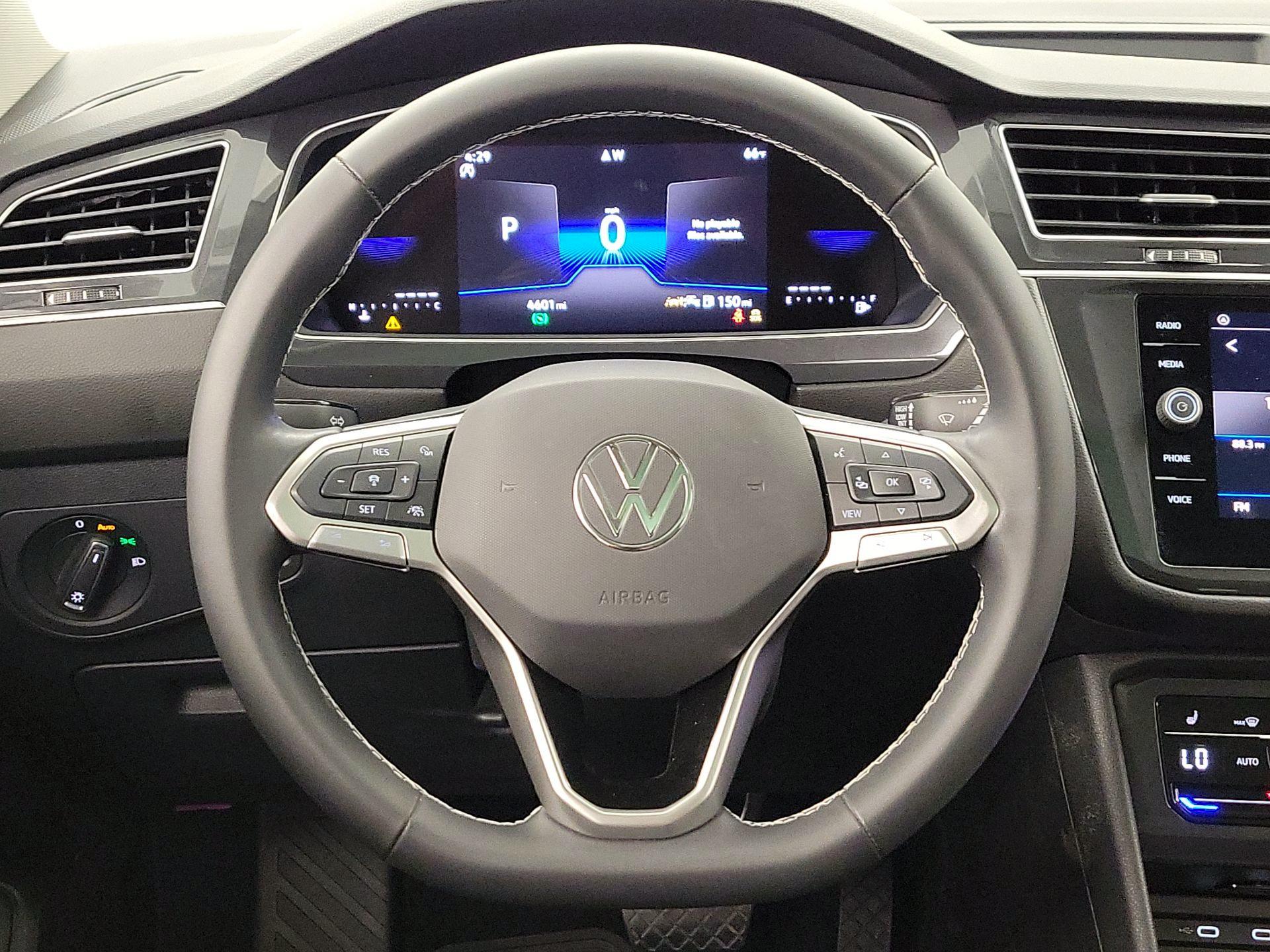 Thumbnail: 2024 Volkswagen Tiguan - 10