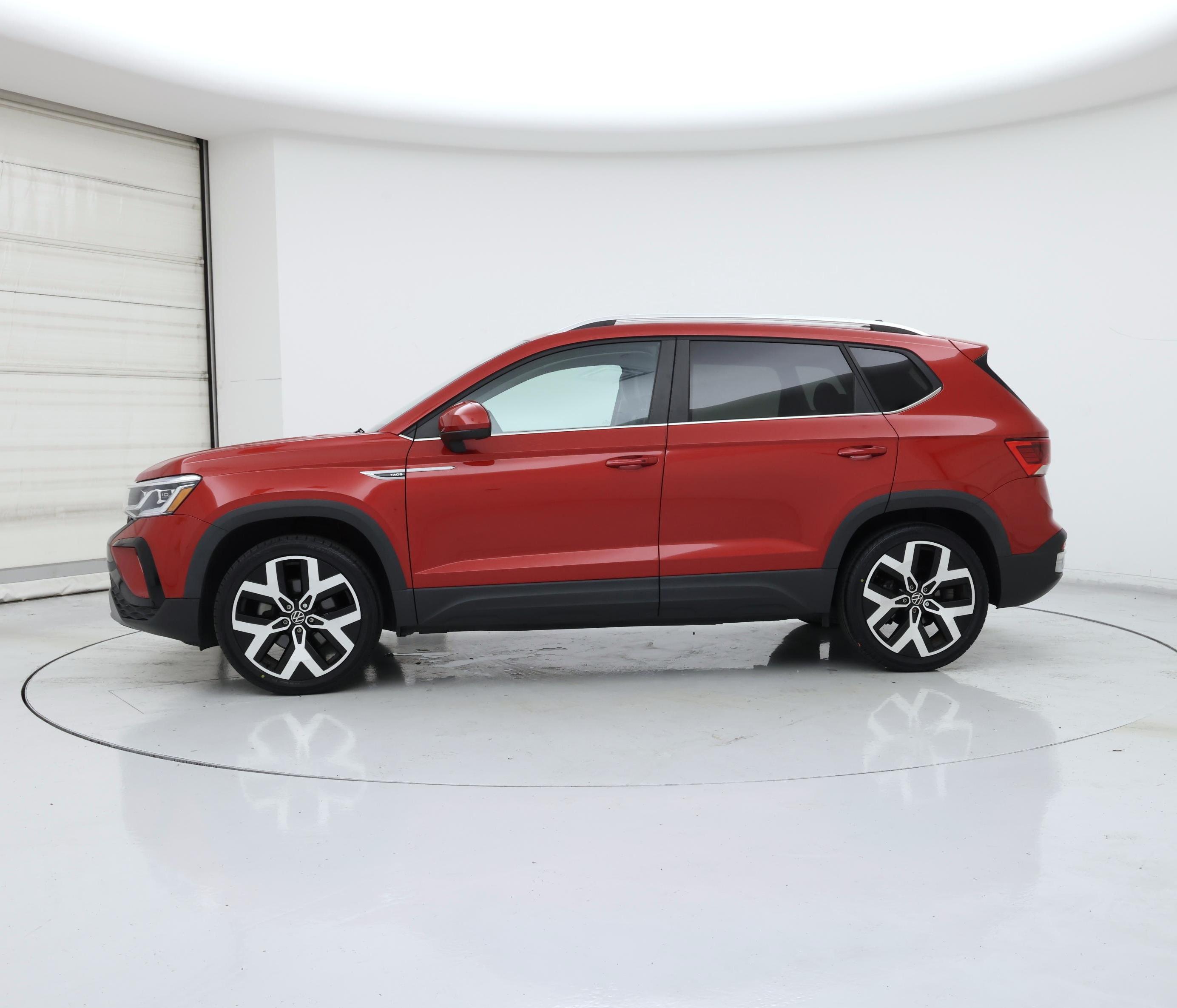 Thumbnail: 2022 Volkswagen Taos - 3