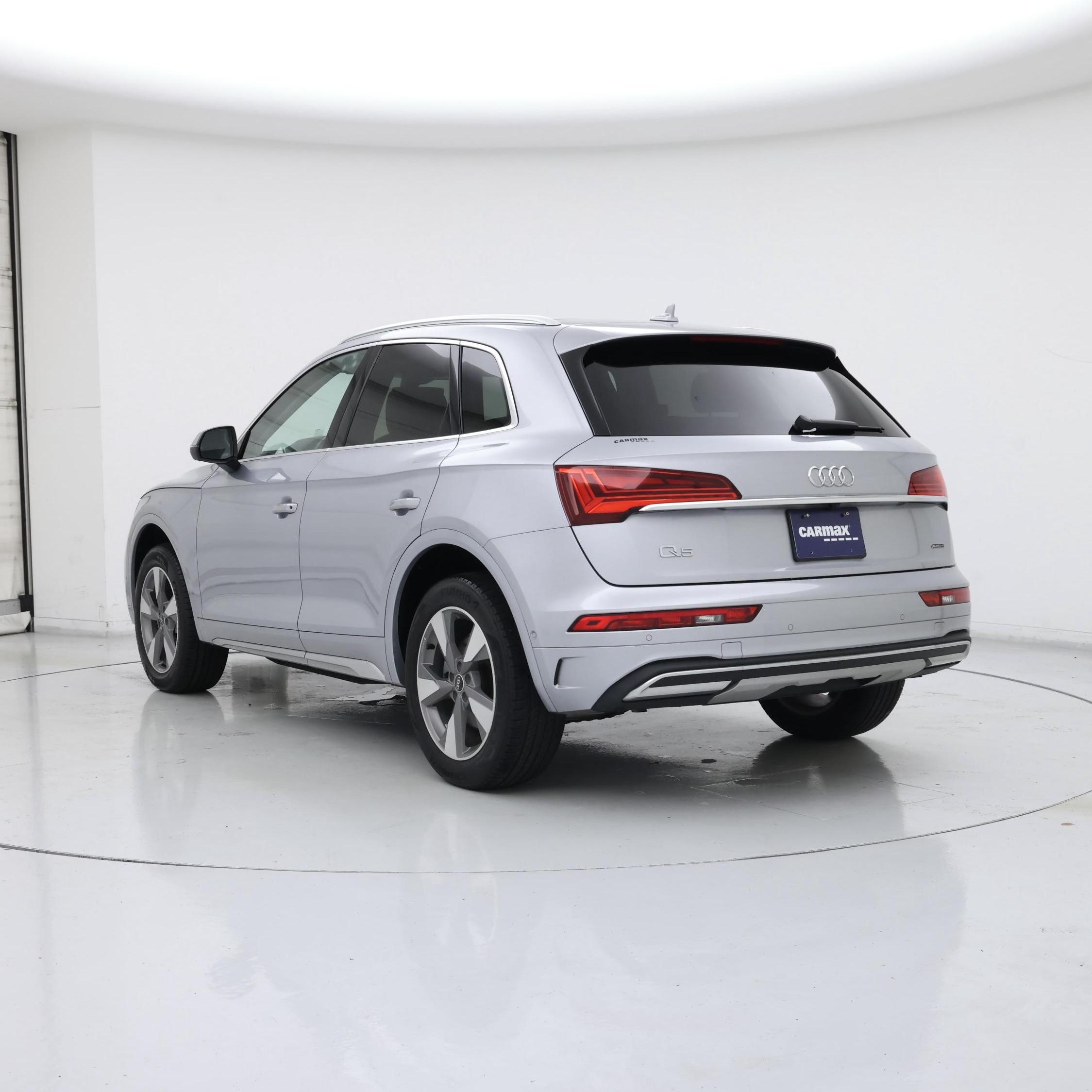 Thumbnail: 2023 Audi Q5 - 2
