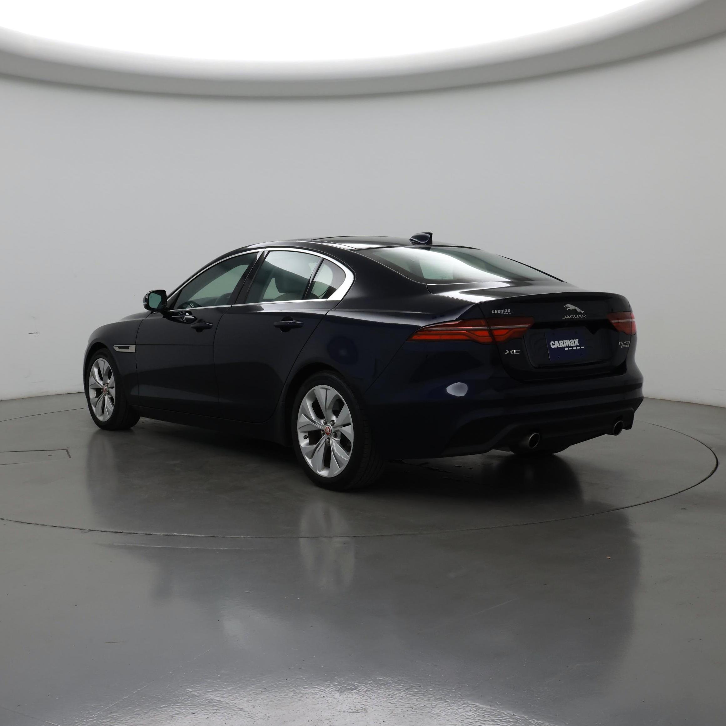 Thumbnail: 2020 Jaguar XE - 2